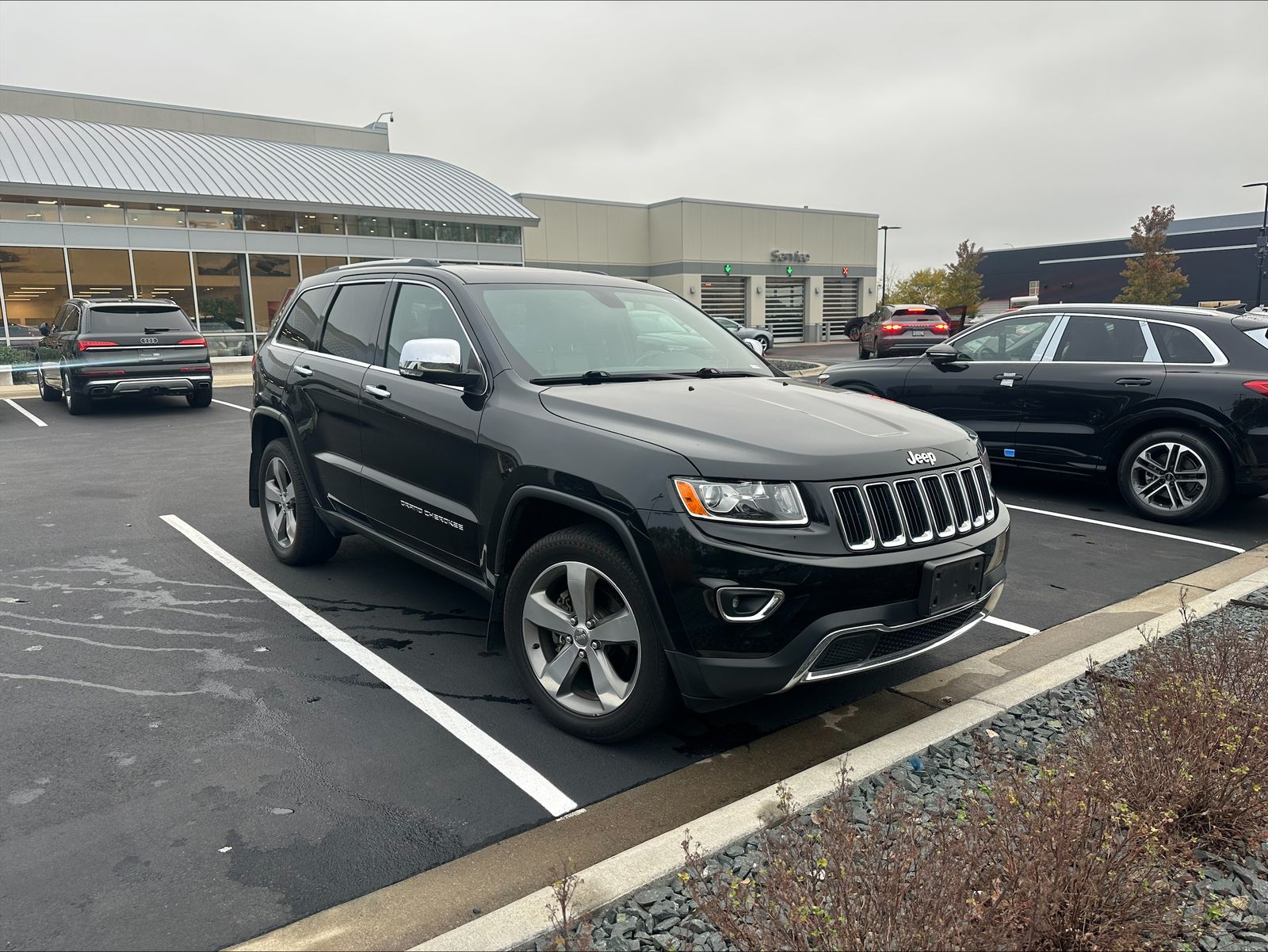 Thumbnail: 2015 Jeep Grand Cherokee - 3