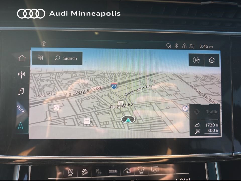 Thumbnail: 2023 Audi Q8 - 12