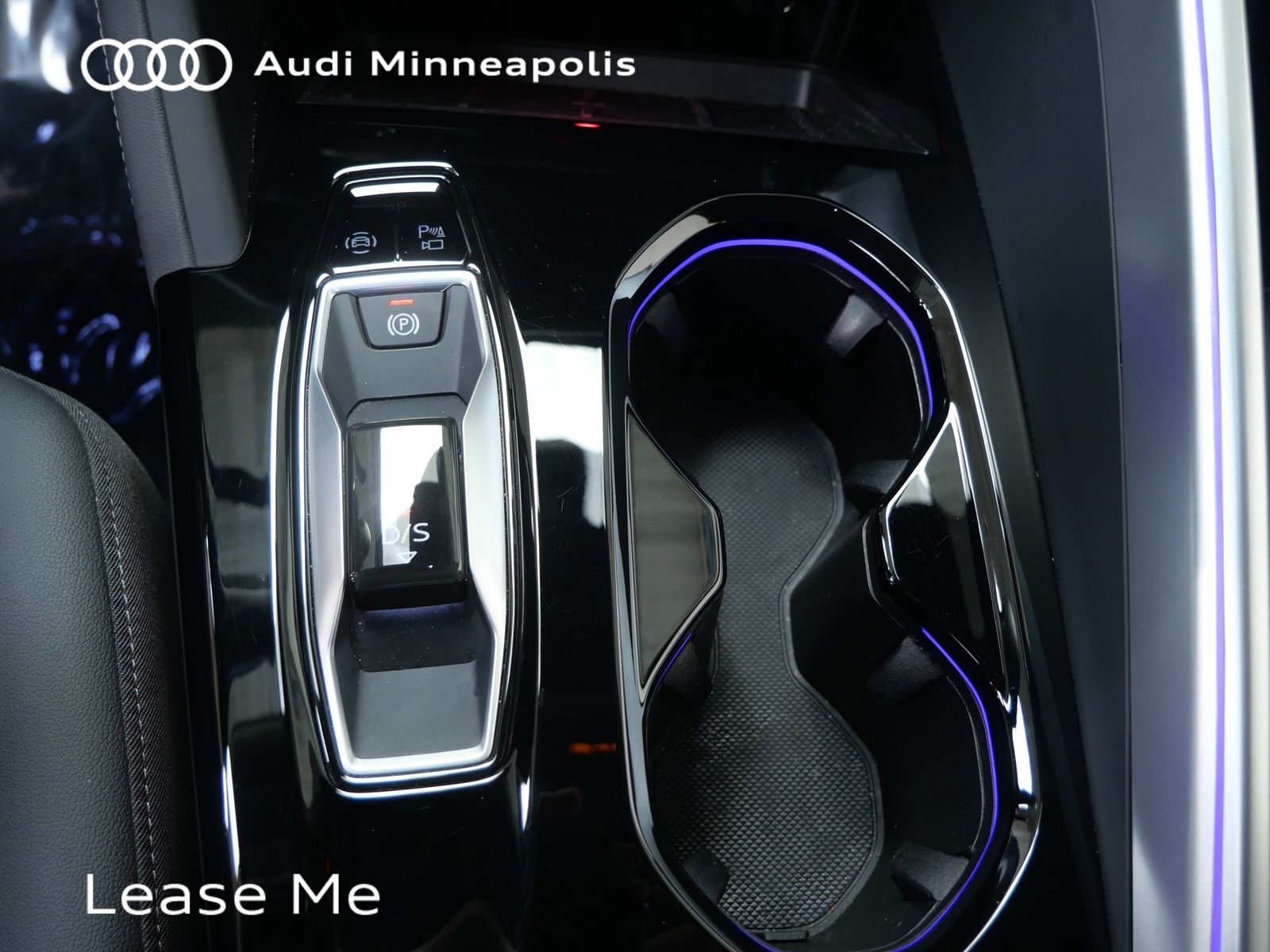Thumbnail: 2025 Audi Q5 - 18