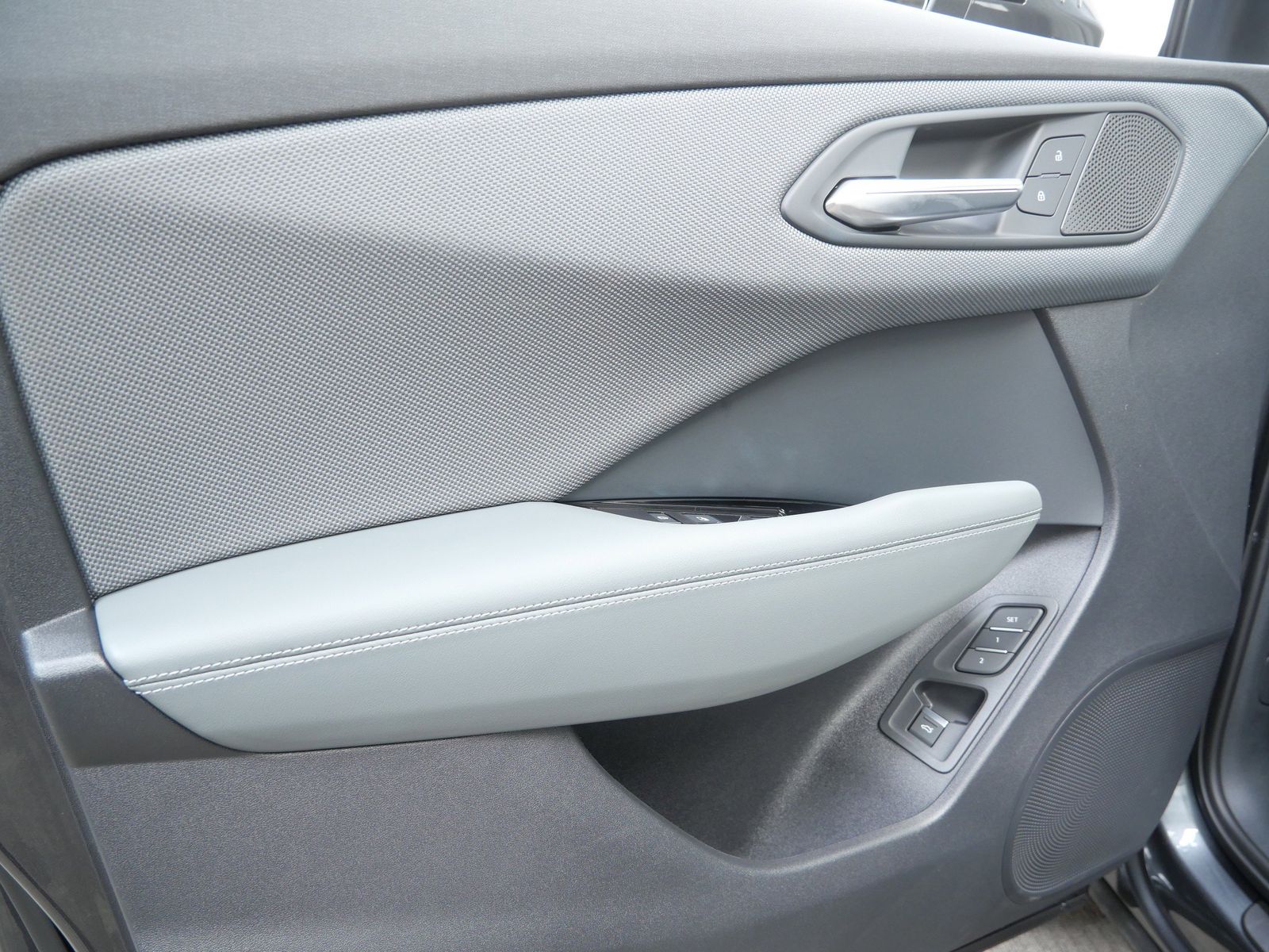 Thumbnail: 2026 Audi Q3 - 10