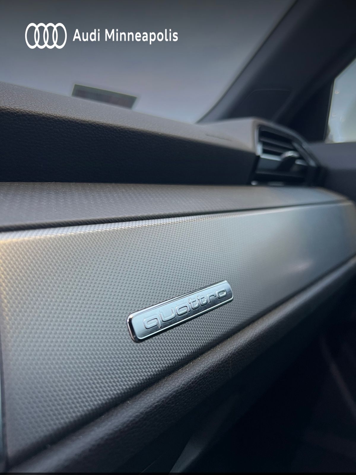 Thumbnail: 2019 Audi Q3 - 14