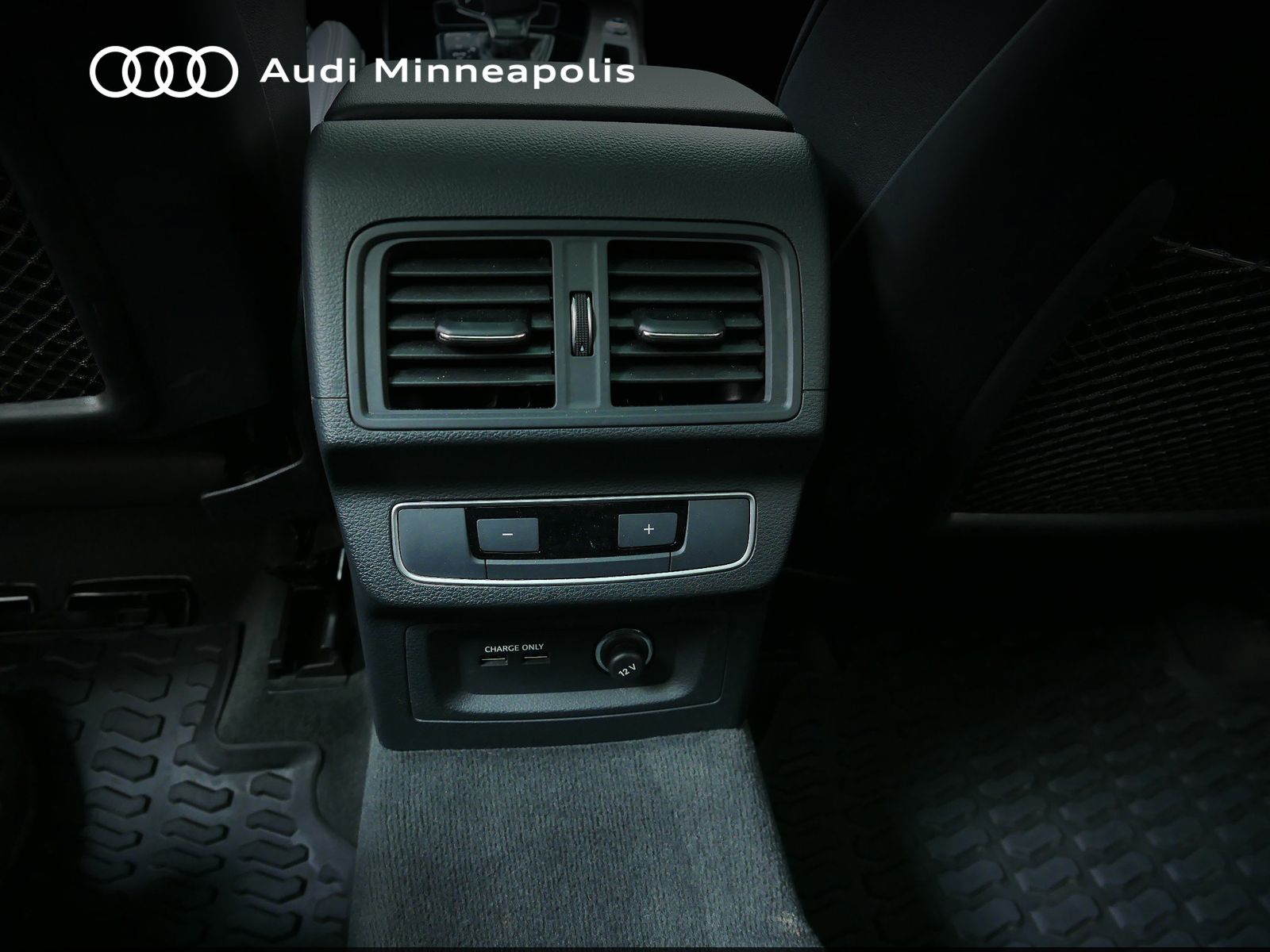 Thumbnail: 2023 Audi Q5 - 17