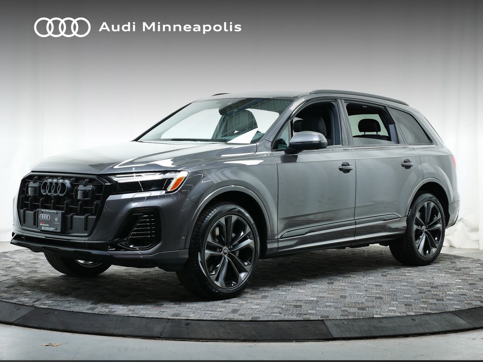 Thumbnail: 2025 Audi Q7 - 1