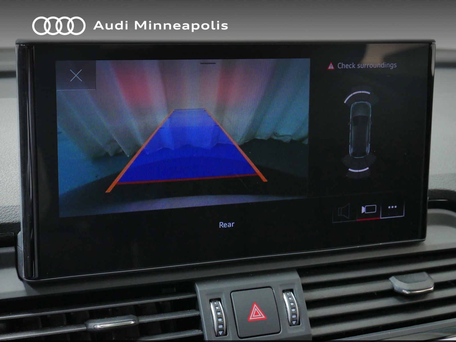 Thumbnail: 2023 Audi Q5 - 27