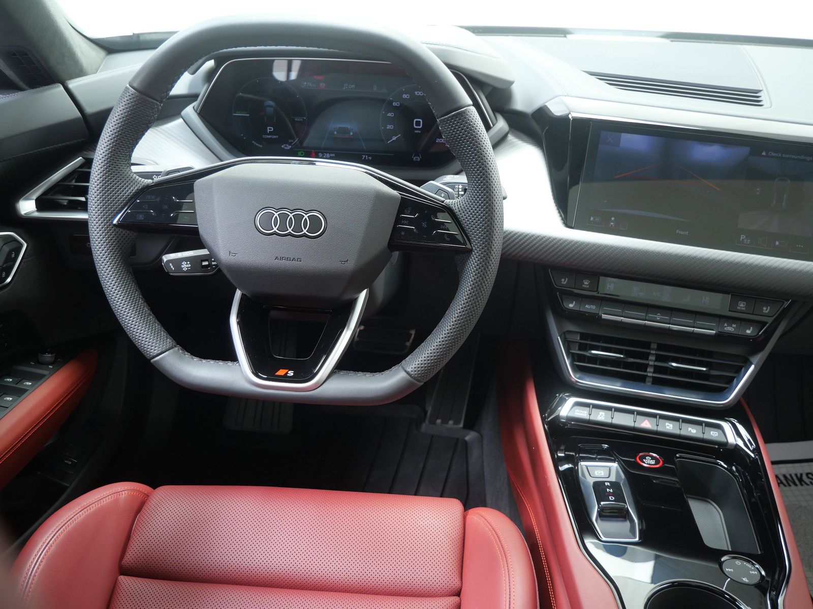 Thumbnail: 2025 Audi e-tron GT - 15
