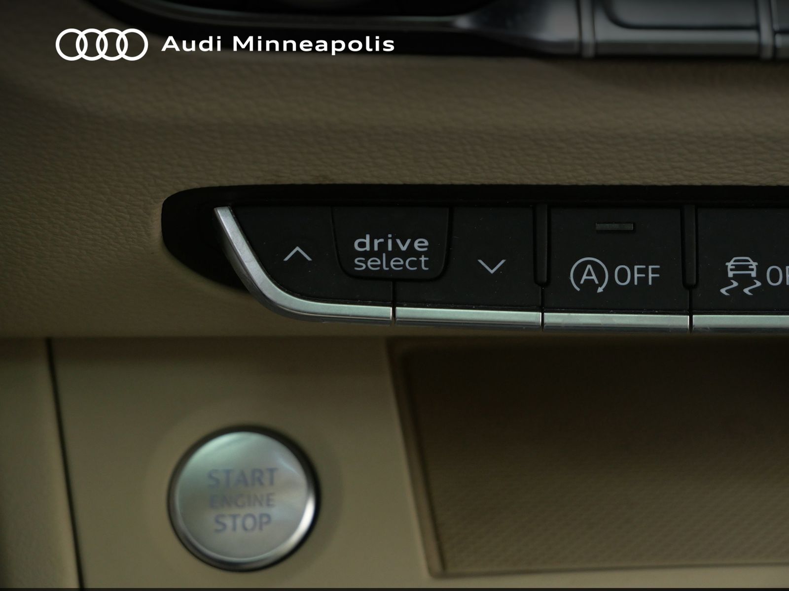 Thumbnail: 2023 Audi Q5 - 31