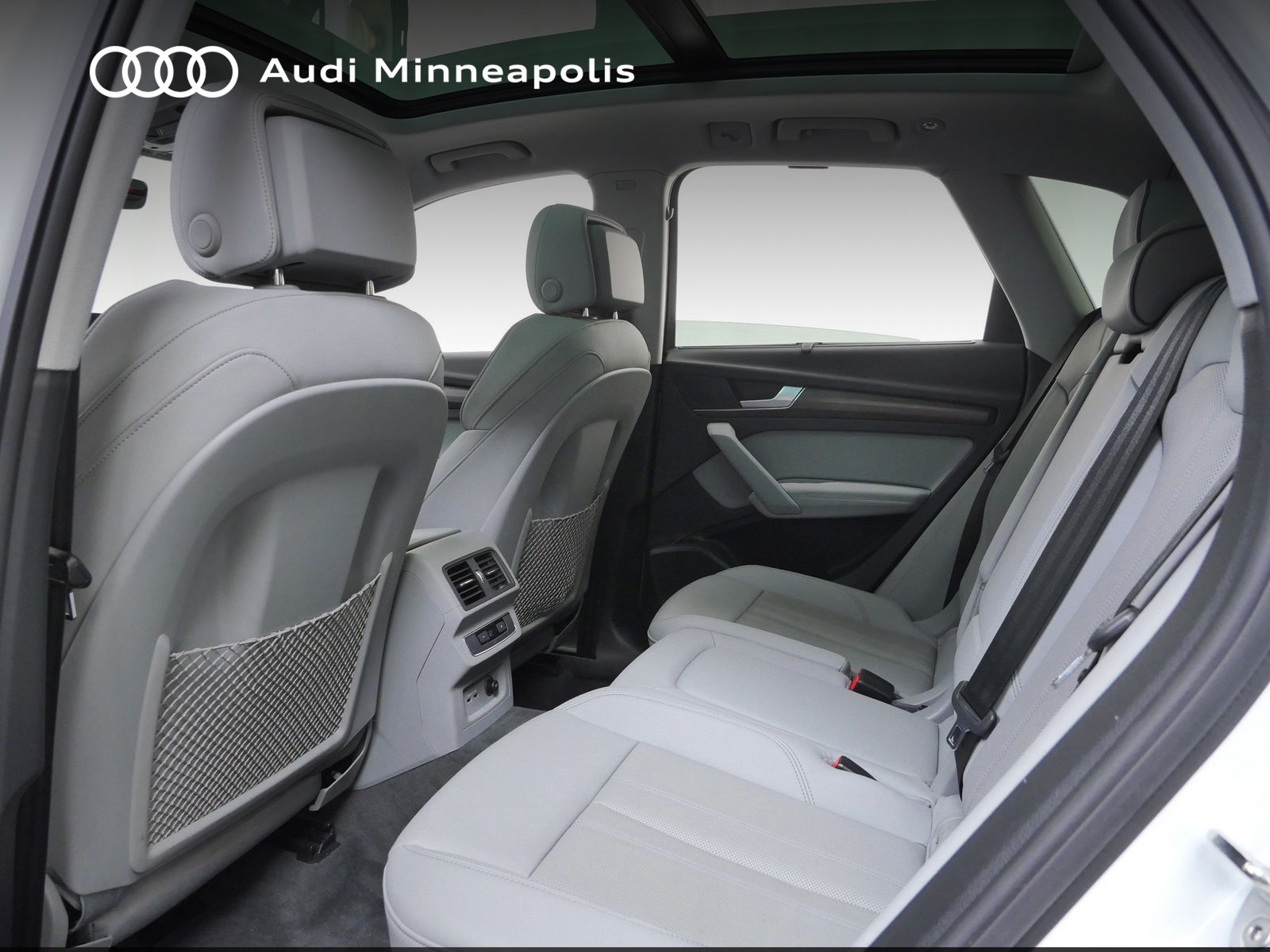 Thumbnail: 2023 Audi Q5 - 16