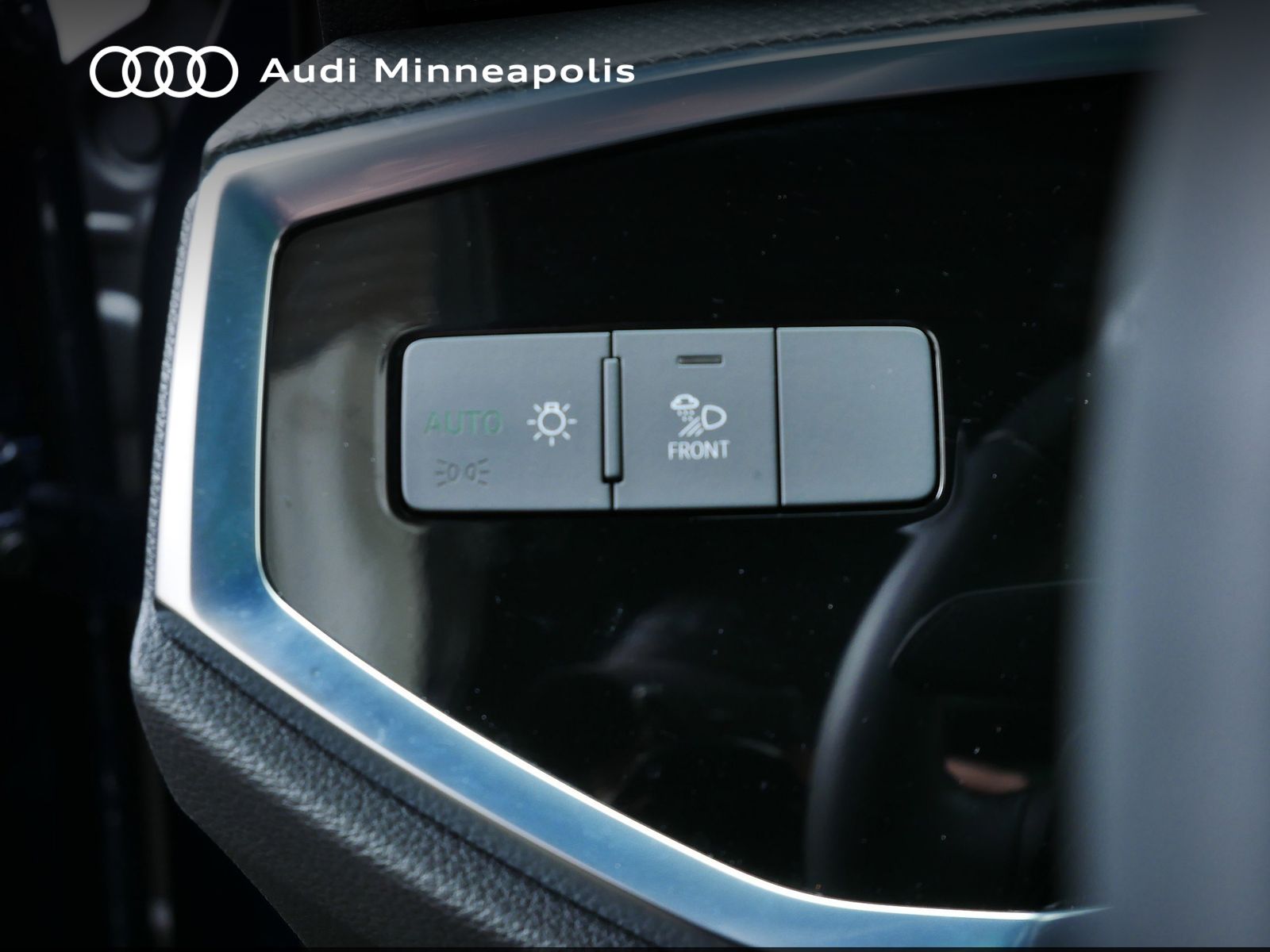 Thumbnail: 2025 Audi Q3 - 20