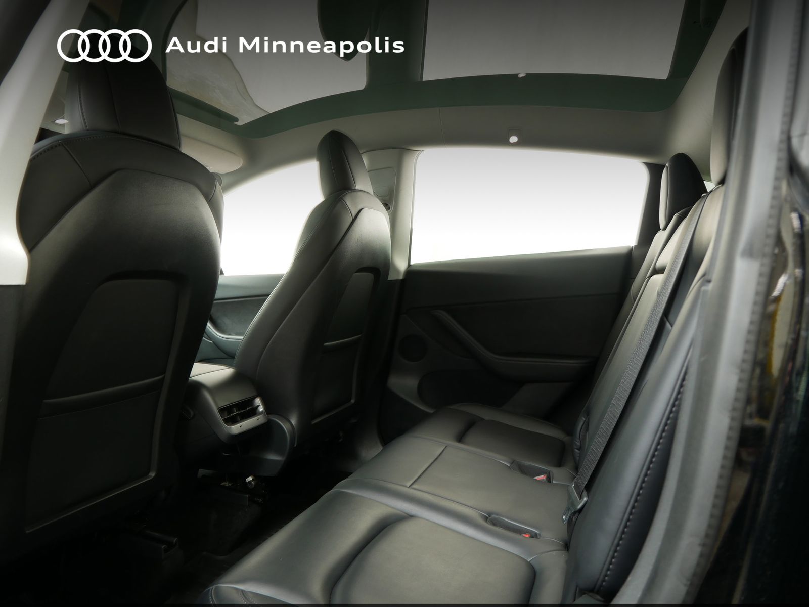 Thumbnail: 2022 Tesla Model Y - 14