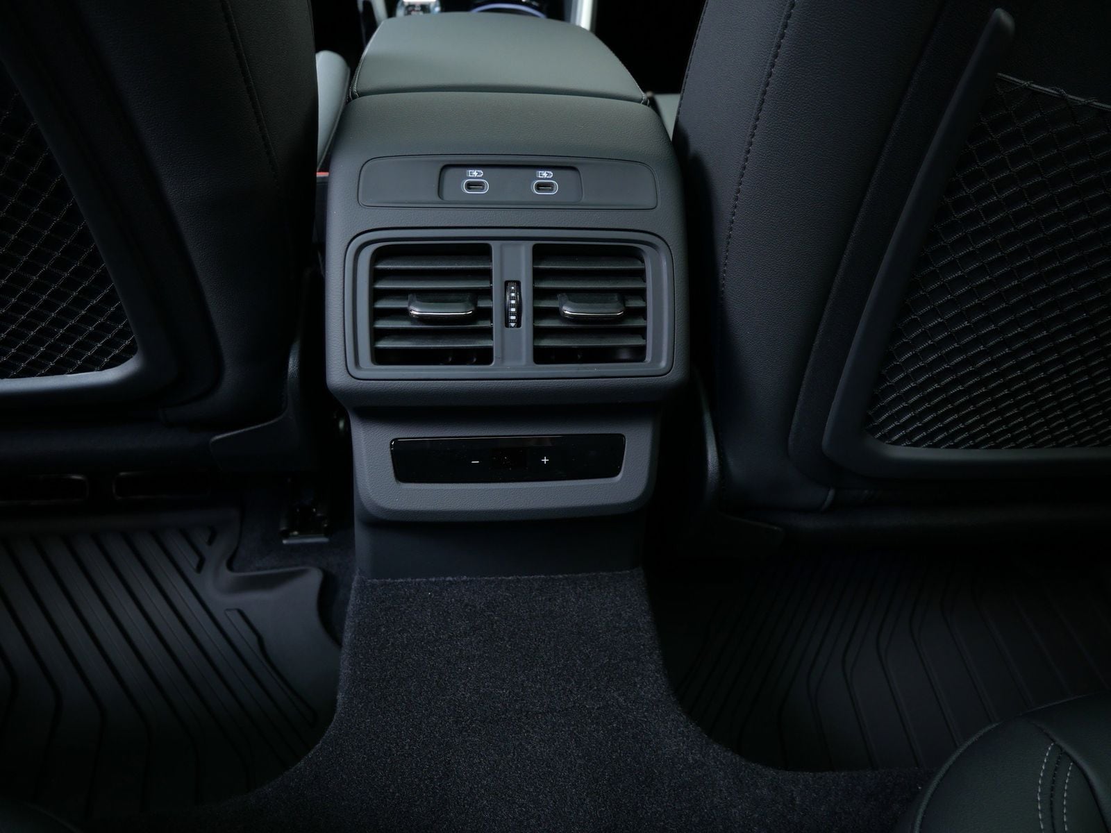 Thumbnail: 2025 Audi Q5 - 14