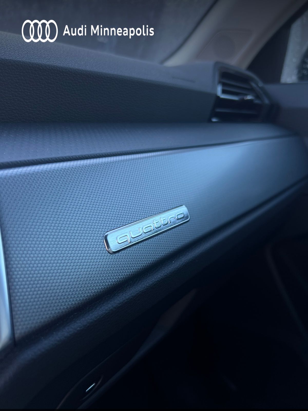 Thumbnail: 2022 Audi Q3 - 19