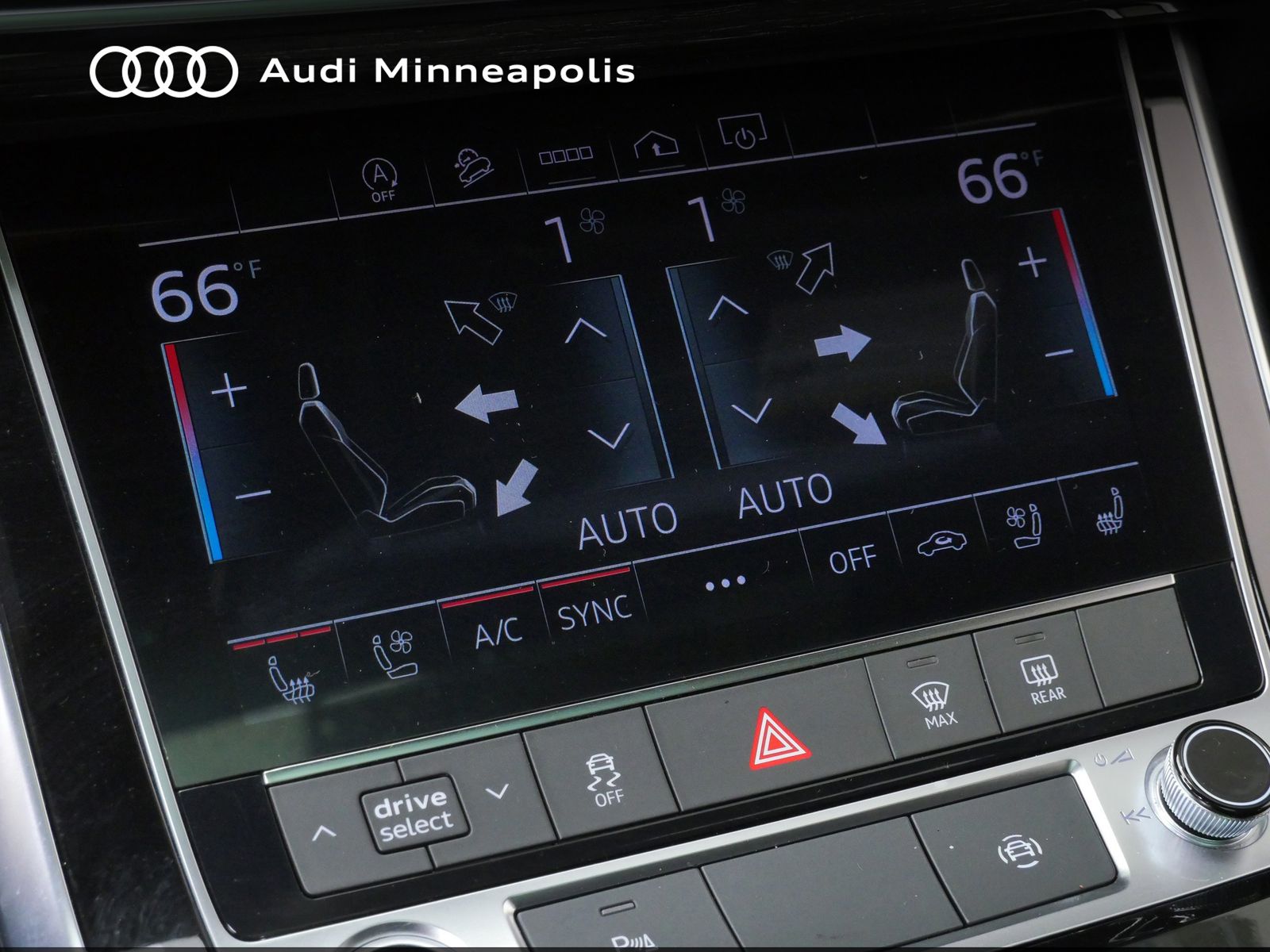 Thumbnail: 2023 Audi Q7 - 27