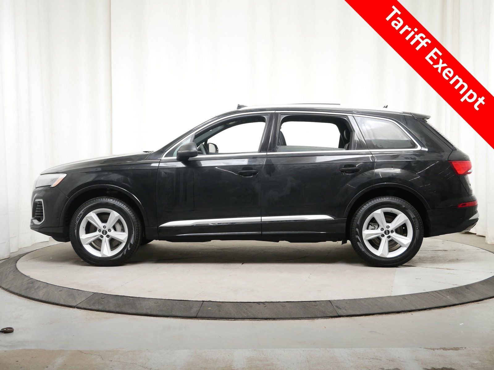 2025 Audi Q7 55 Premium photo 3