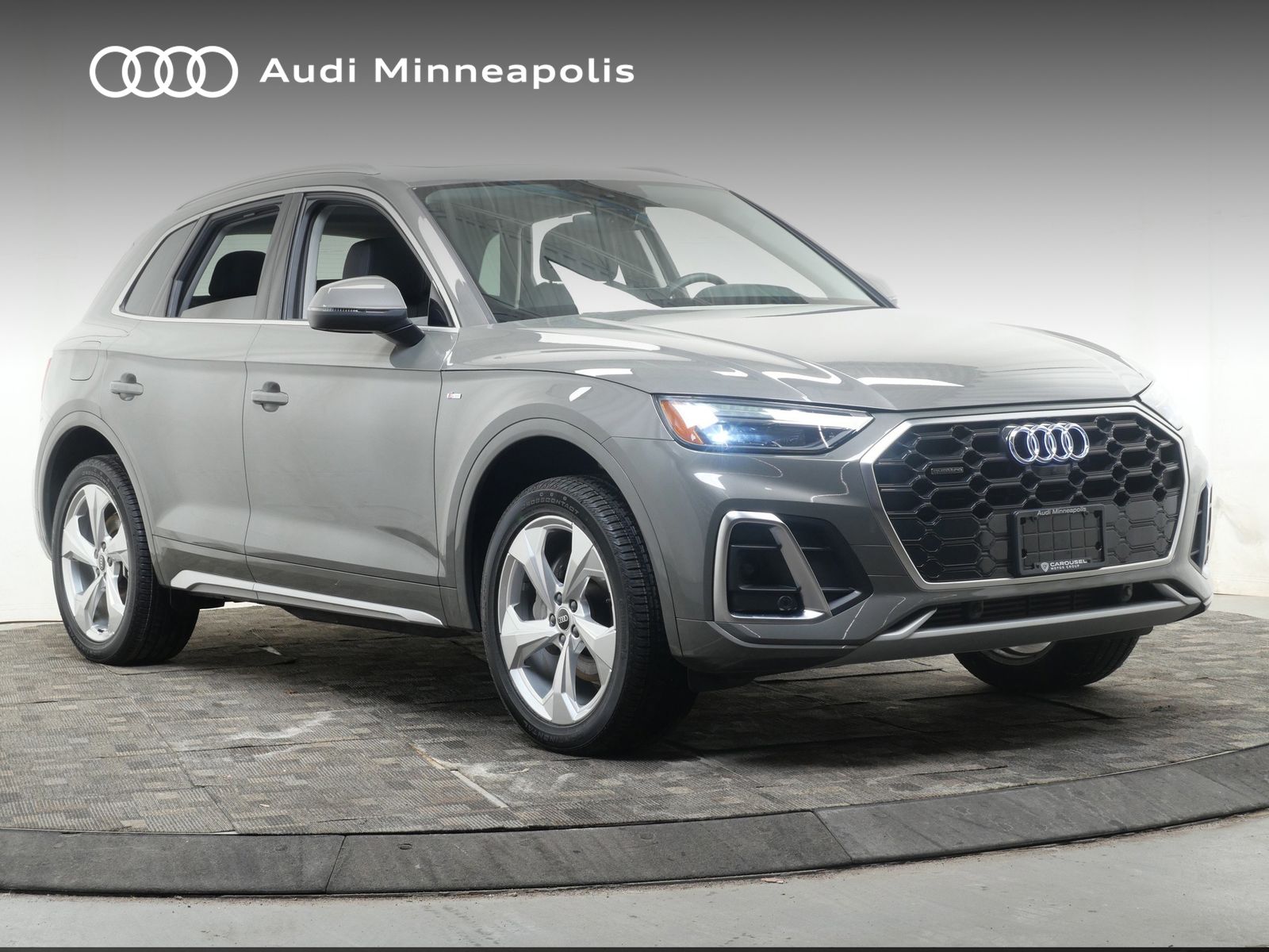 Thumbnail: 2023 Audi Q5 - 10