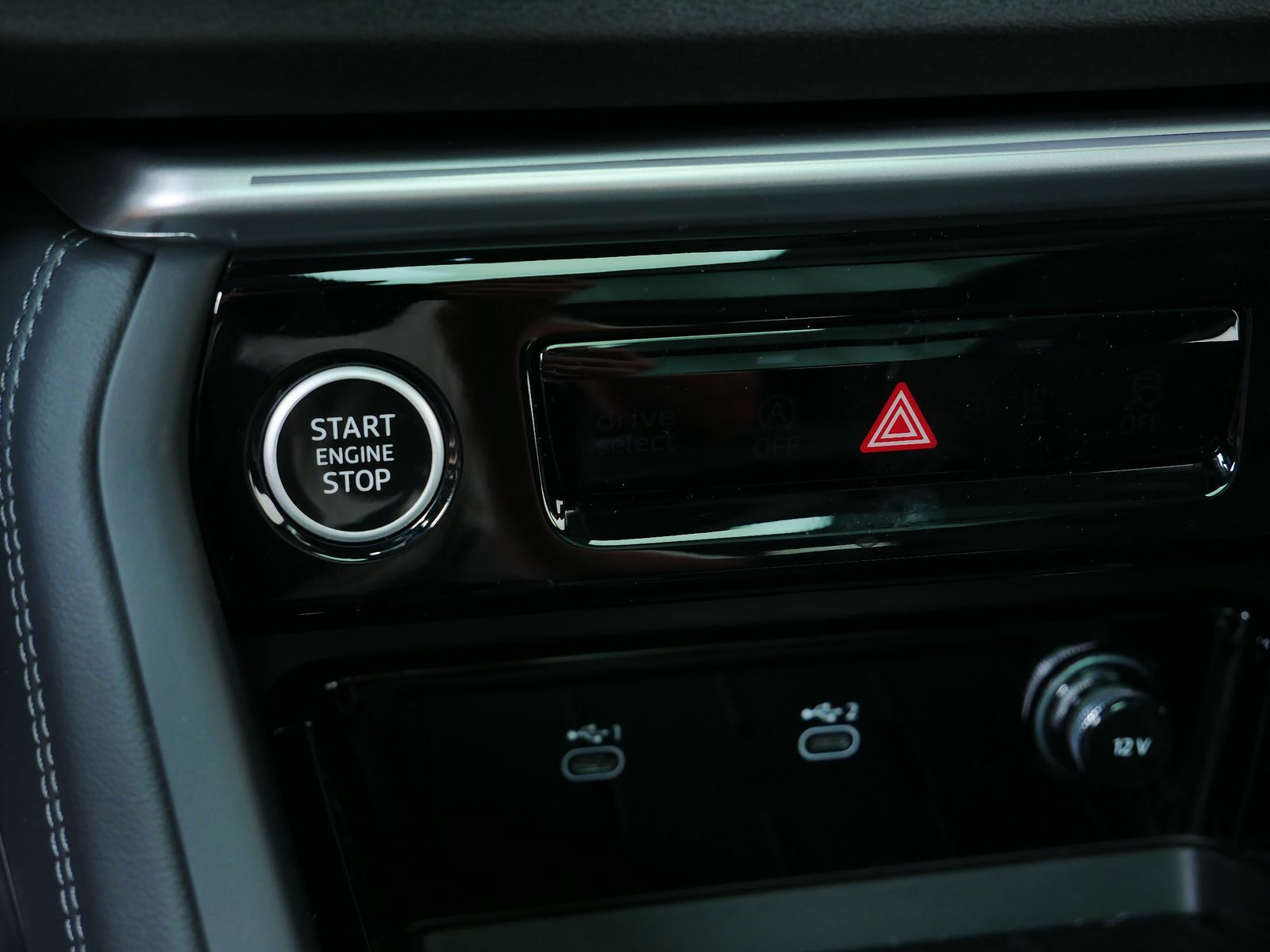 Thumbnail: 2025 Audi Q5 - 15