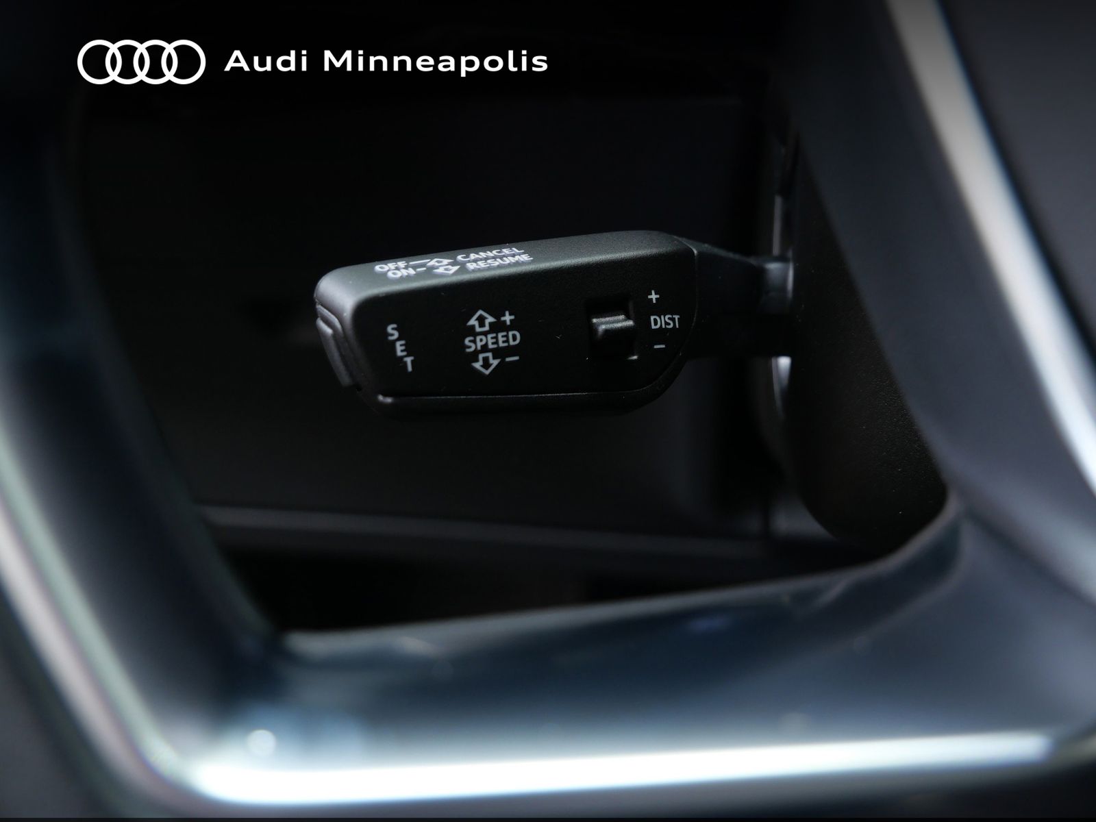 Thumbnail: 2024 Audi Q8 e-tron - 20