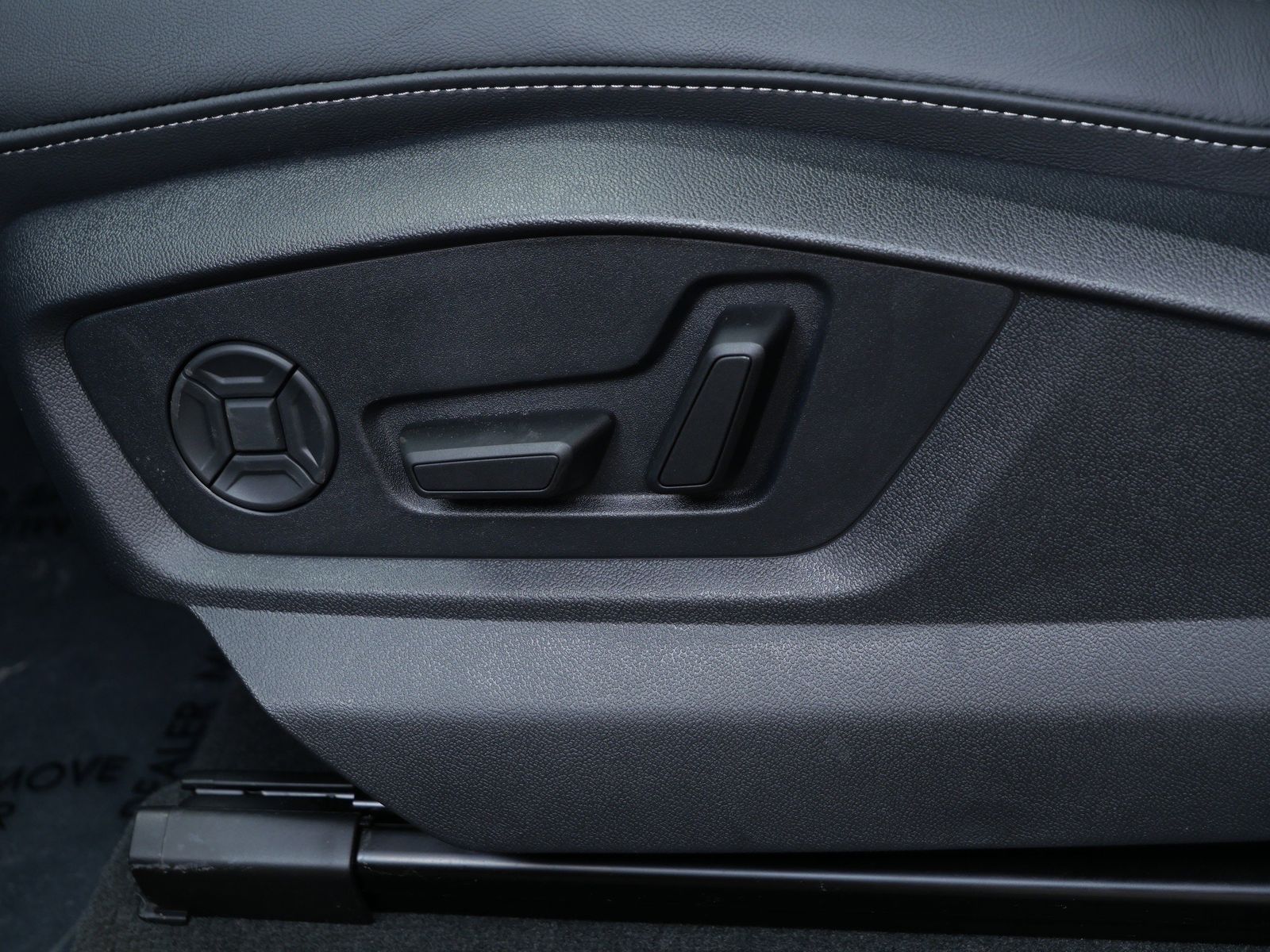 Thumbnail: 2026 Audi Q7 - 11