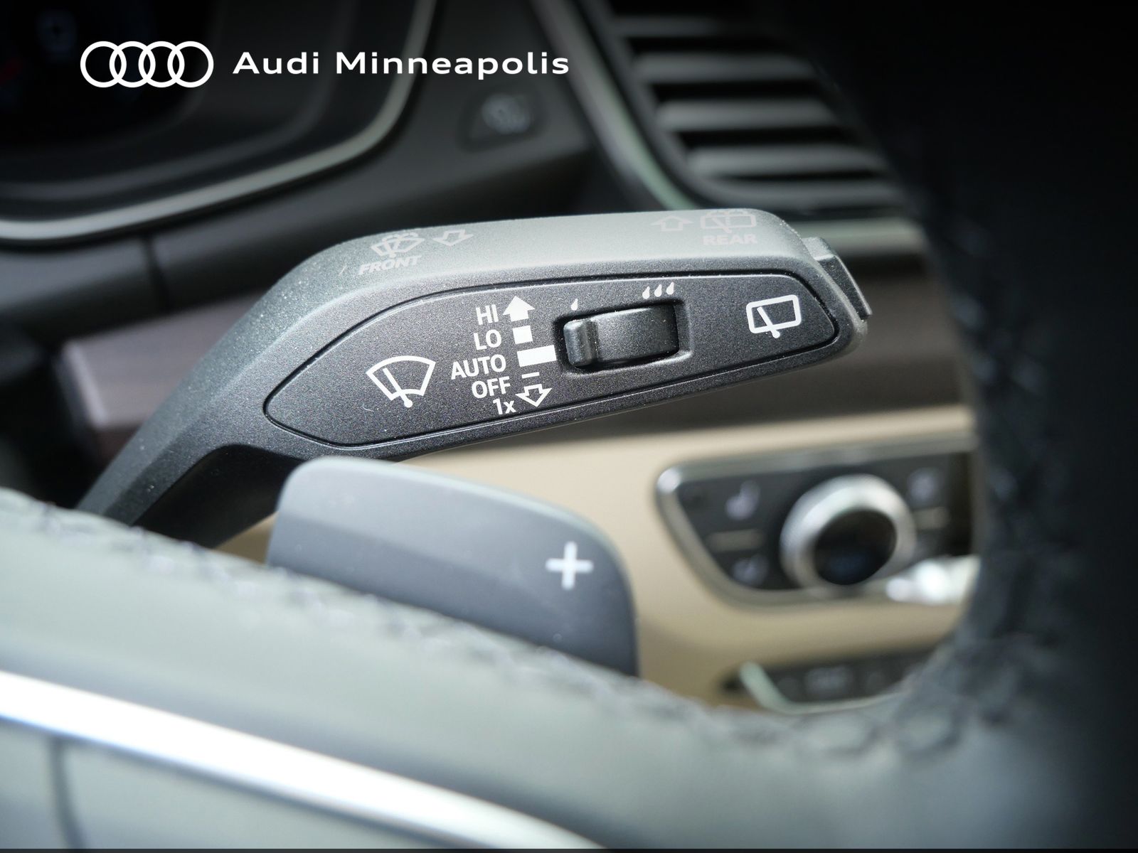 Thumbnail: 2023 Audi Q5 - 30
