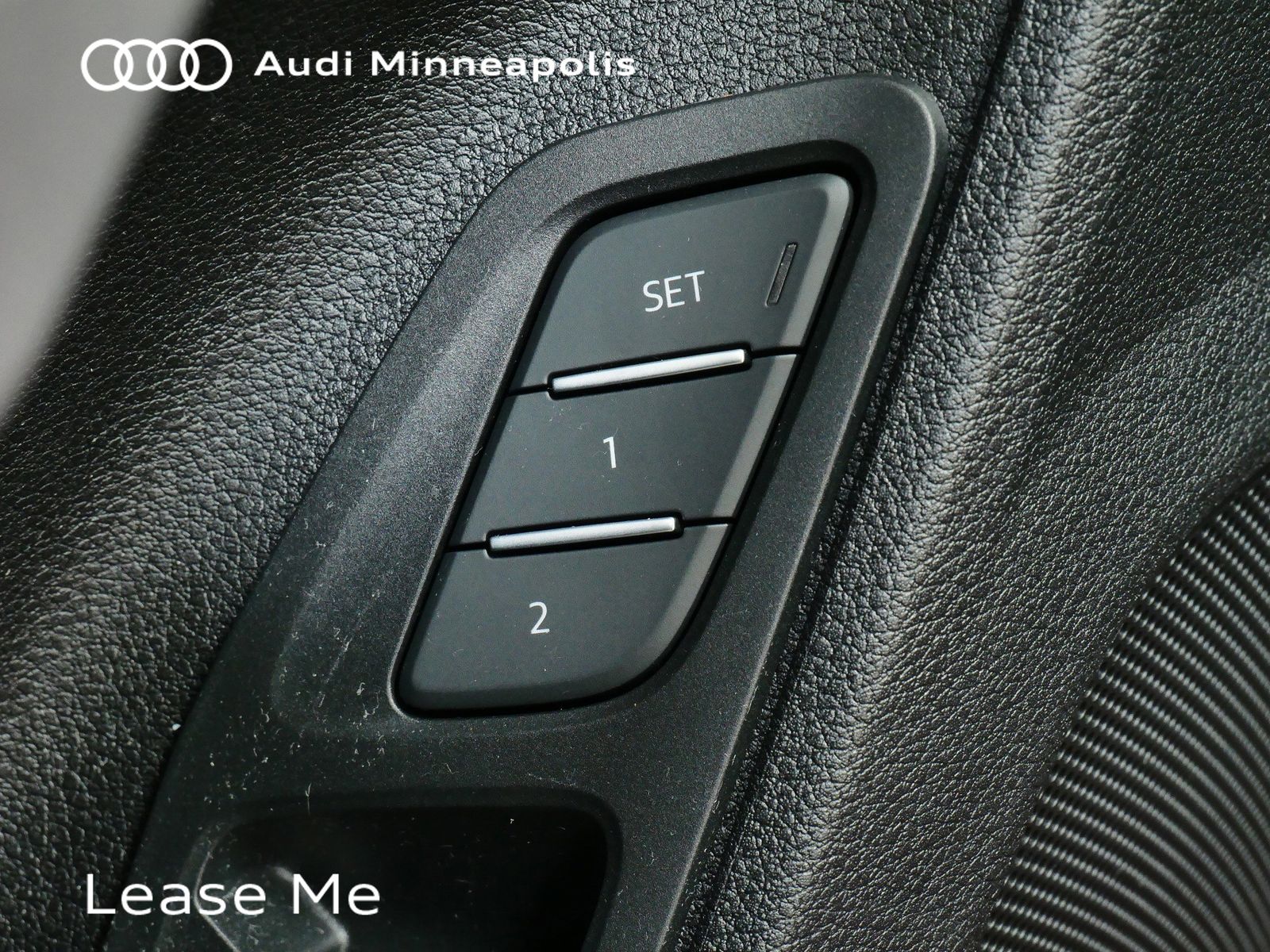 Thumbnail: 2025 Audi Q3 - 18