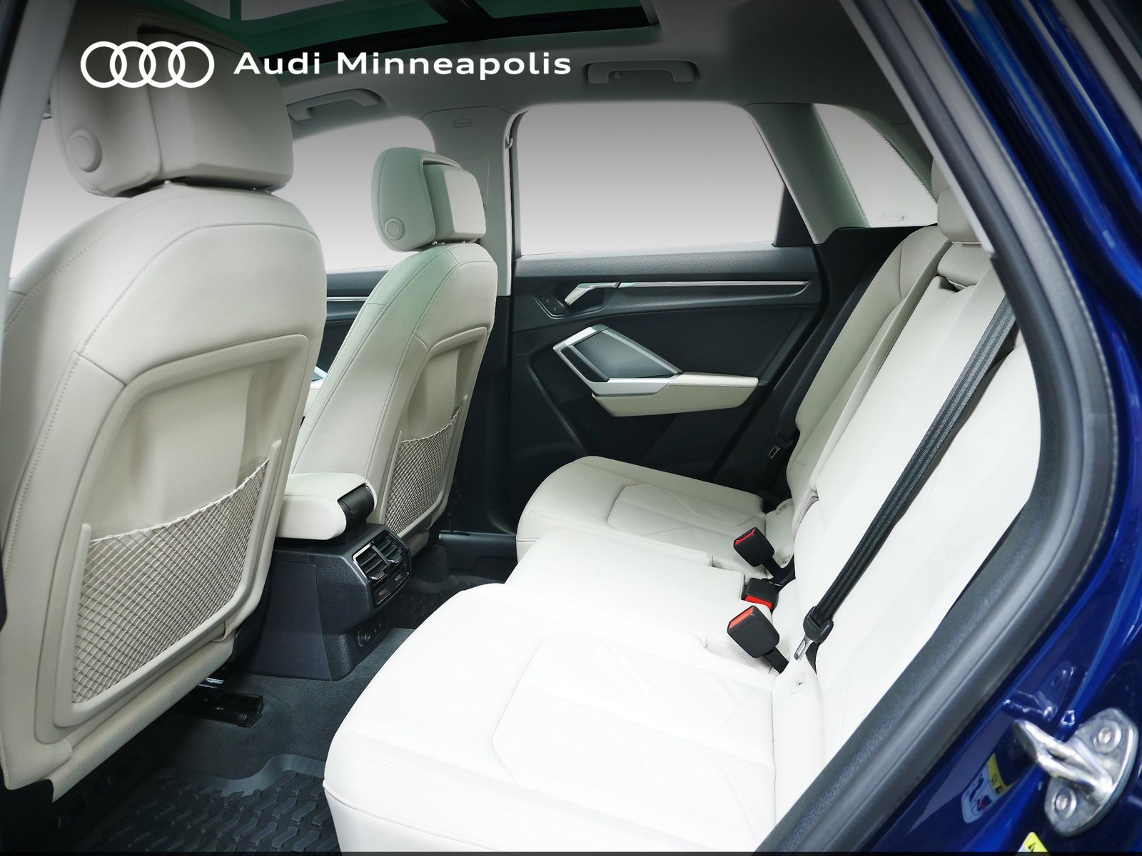 Thumbnail: 2025 Audi Q3 - 16