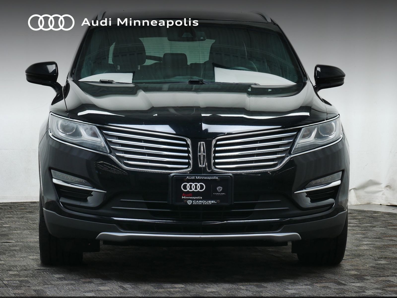 Thumbnail: 2017 Lincoln MKC - 11