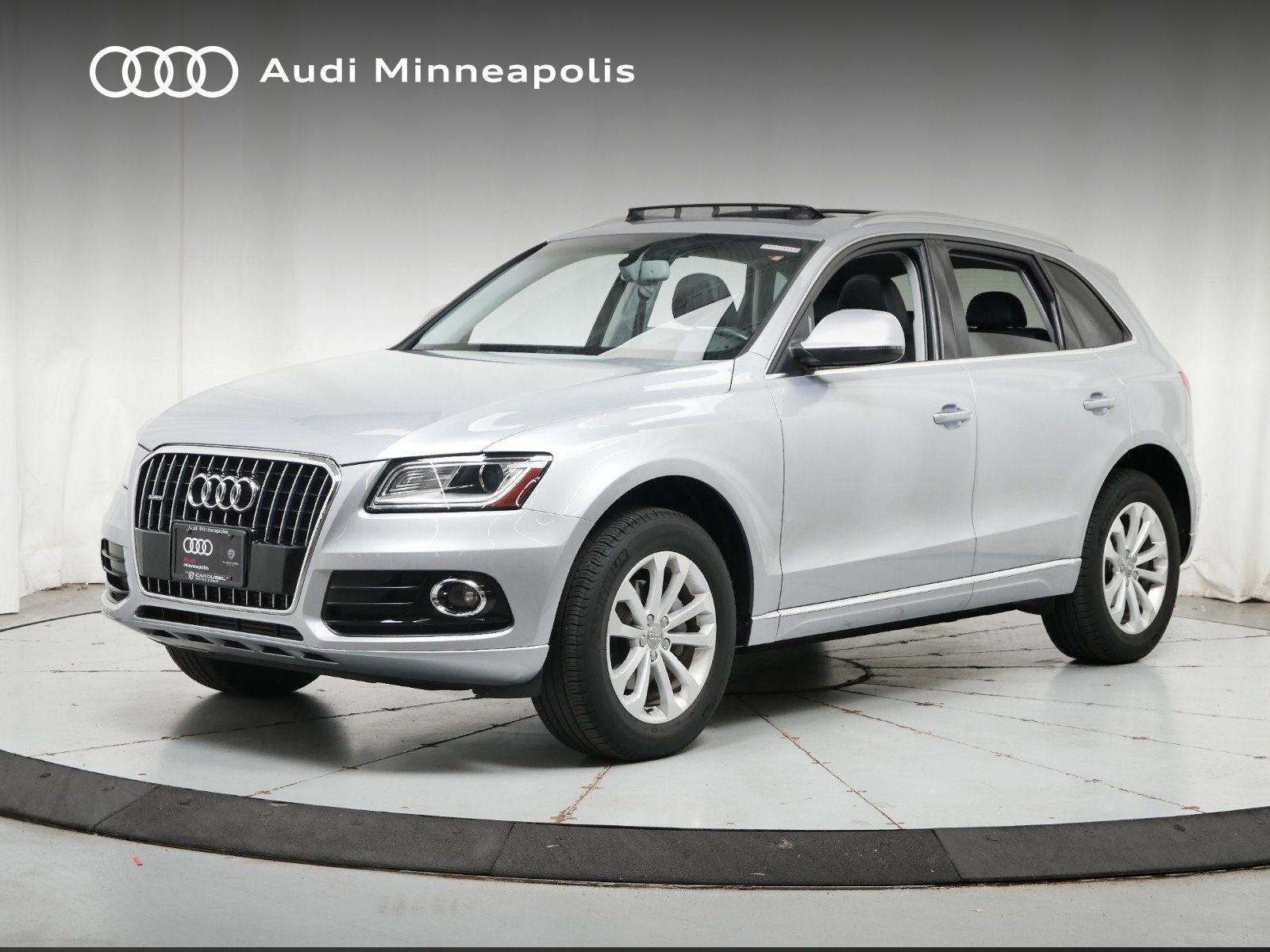 2015 Audi Q5 Premium Plus -
                Golden Valley, MN