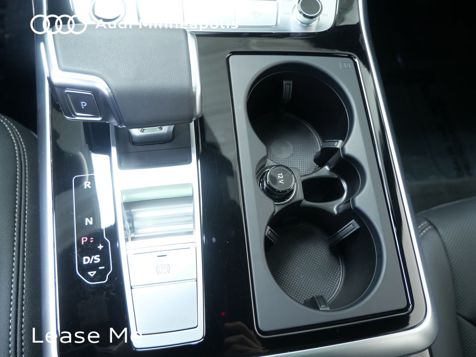 Thumbnail: 2026 Audi Q7 - 18