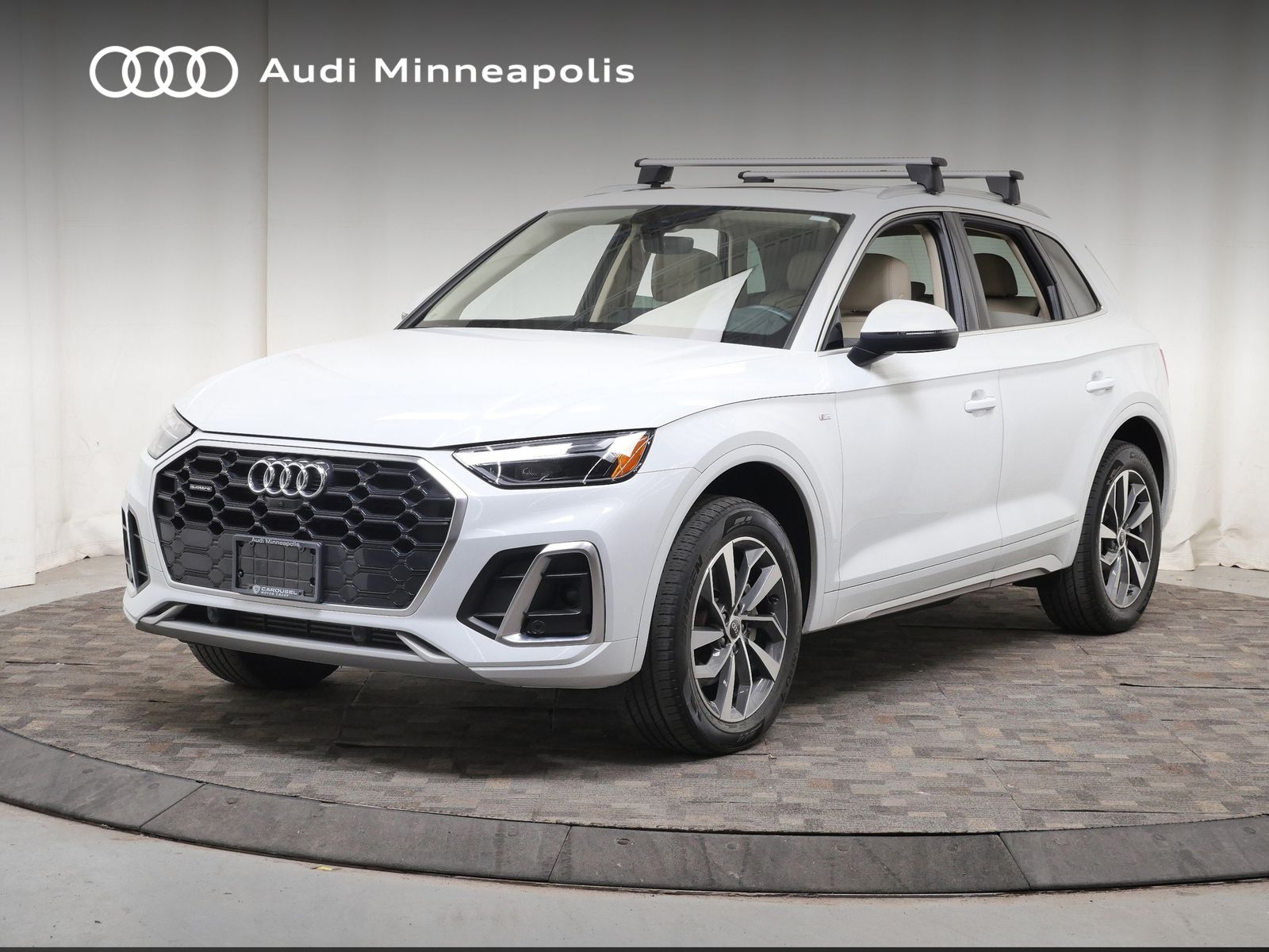 Thumbnail: 2023 Audi Q5 - 1