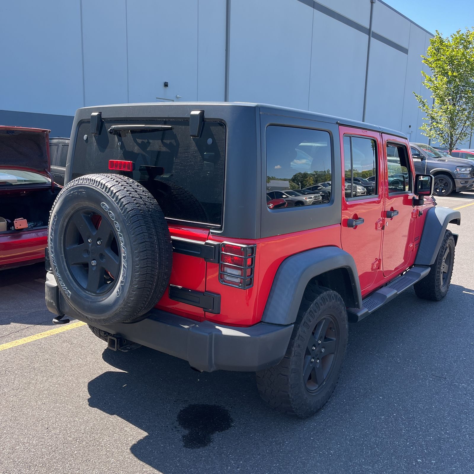 Thumbnail: 2015 Jeep Wrangler - 5