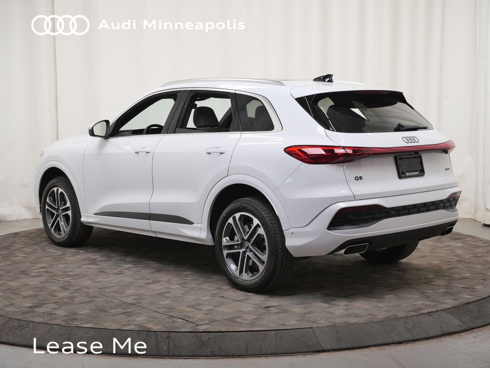 Thumbnail: 2025 Audi Q5 - 4