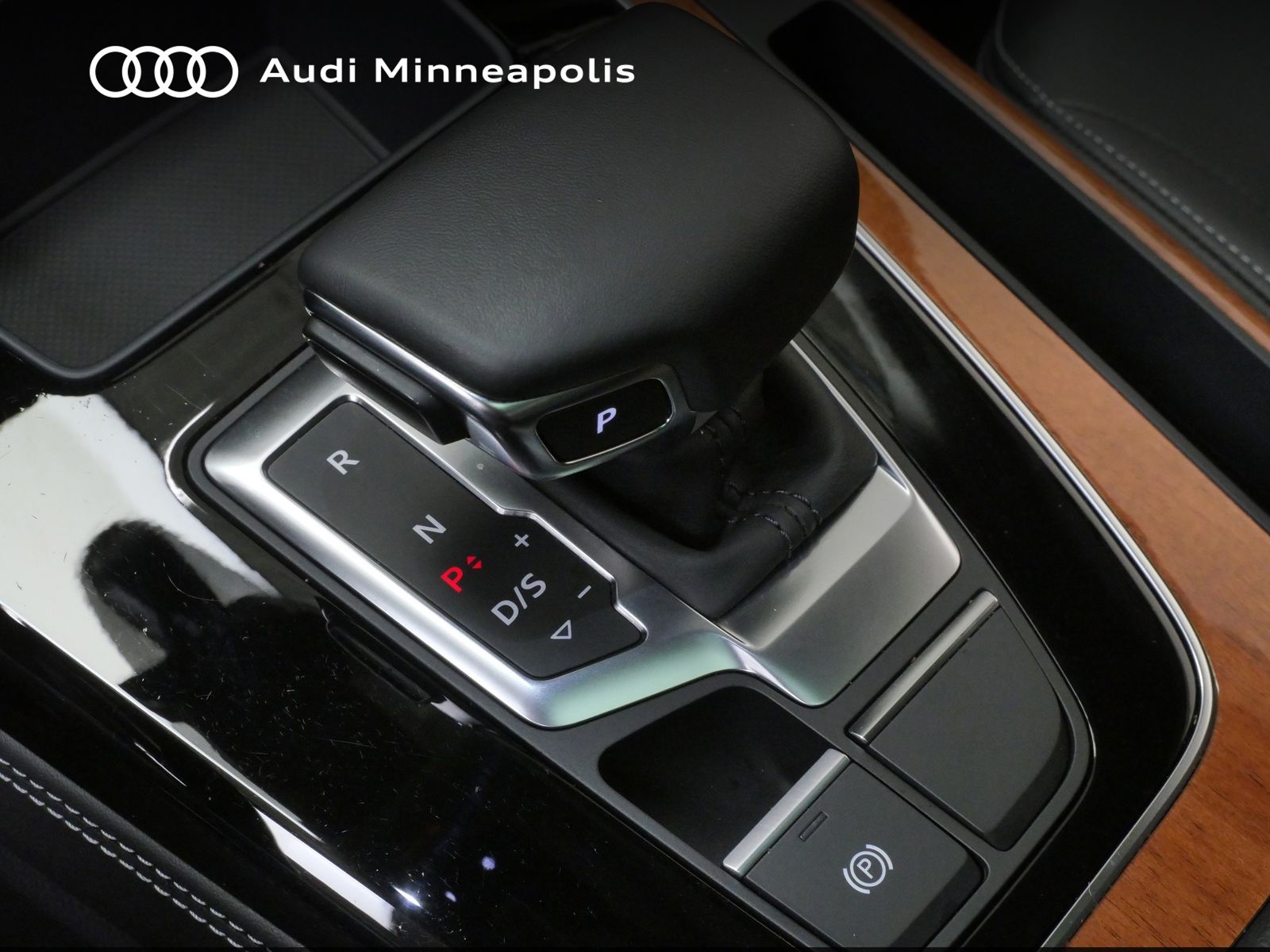 Thumbnail: 2023 Audi Q5 - 27