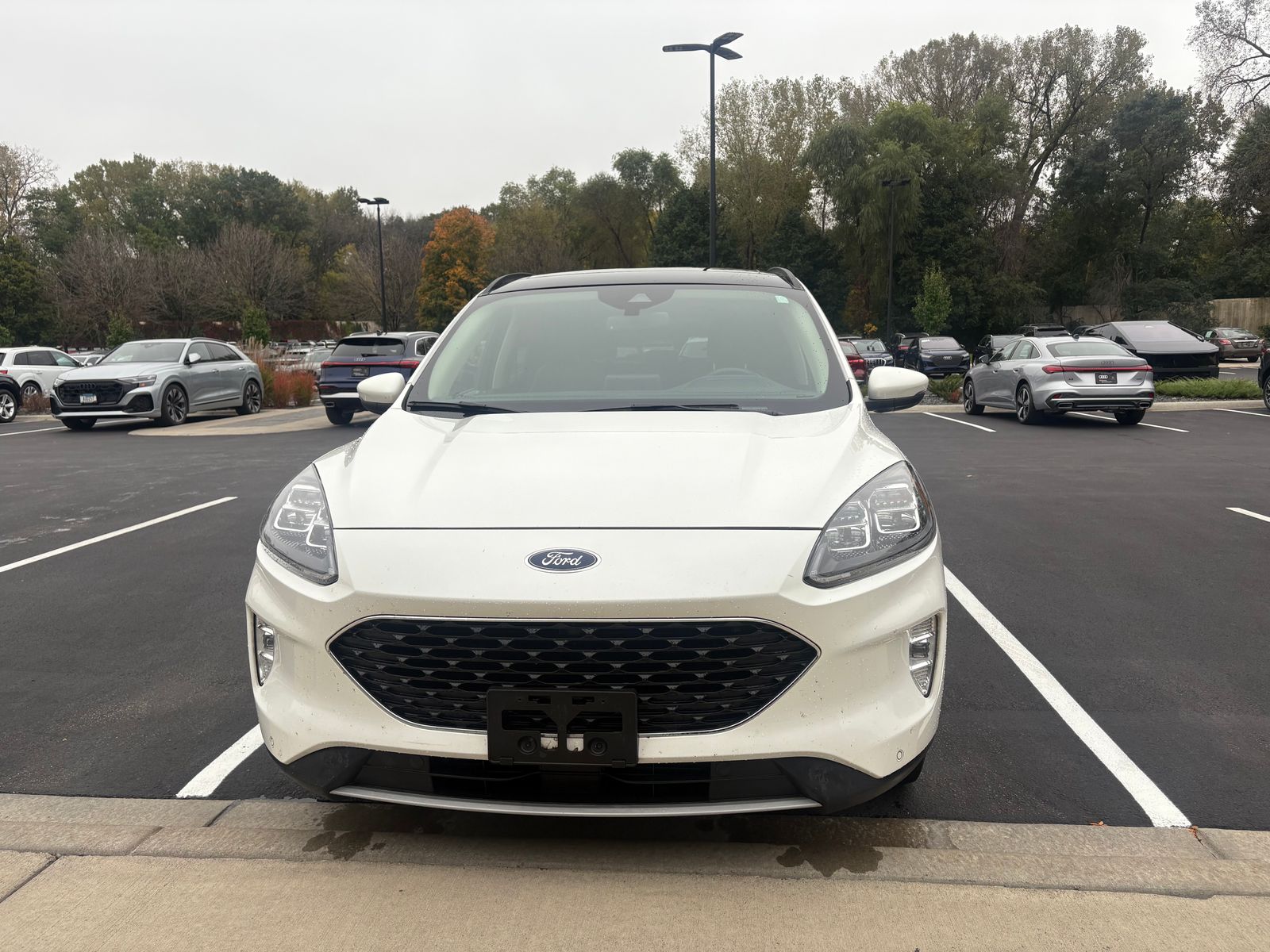 Thumbnail: 2020 Ford Escape - 3