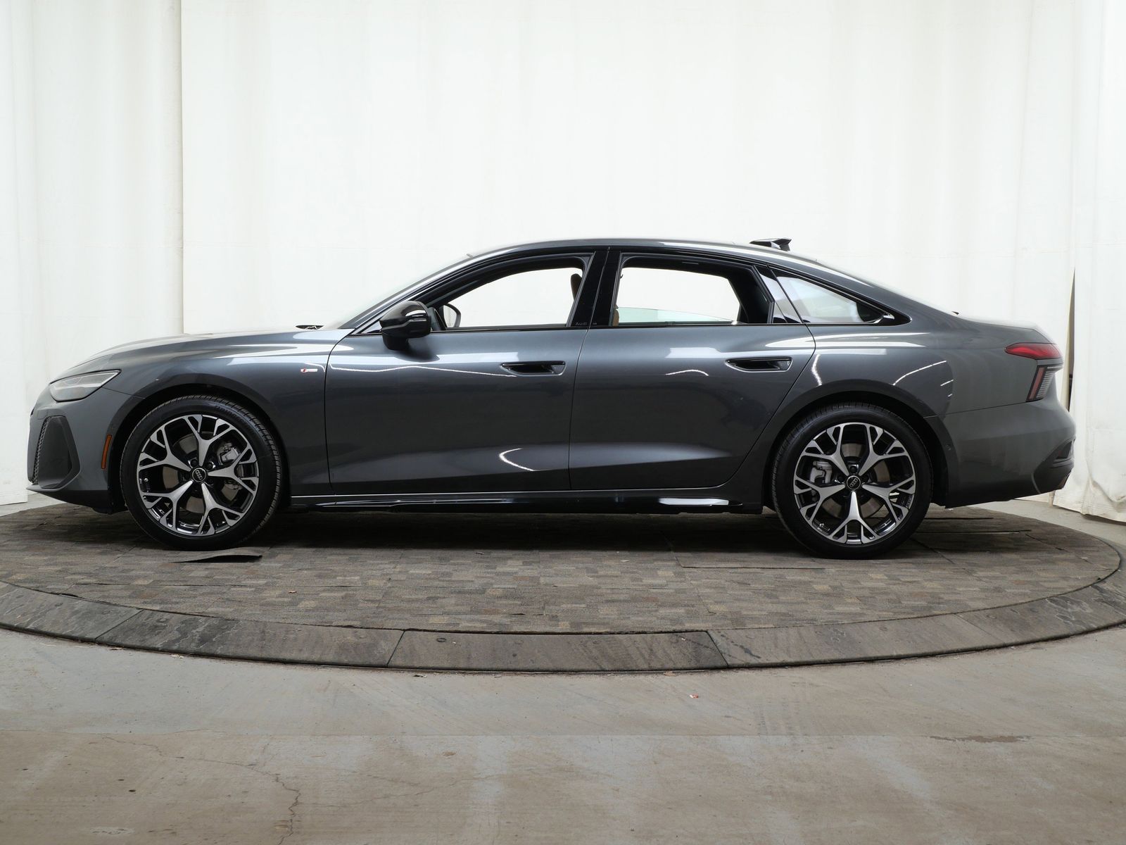 Thumbnail: 2026 Audi A6 - 3