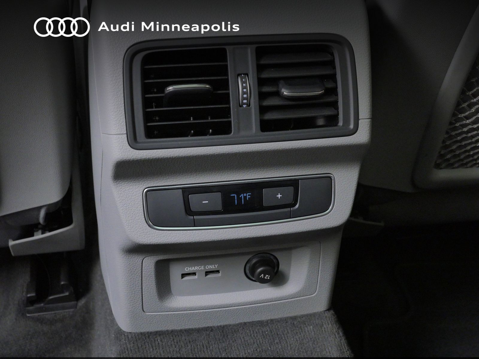 Thumbnail: 2023 Audi Q5 - 17
