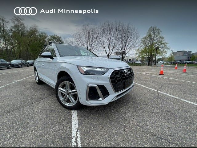 Thumbnail: 2023 Audi Q5 - 1