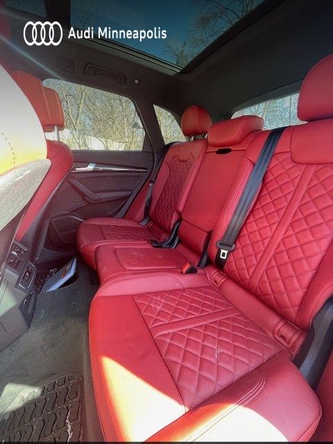 Thumbnail: 2023 Audi SQ5 - 19