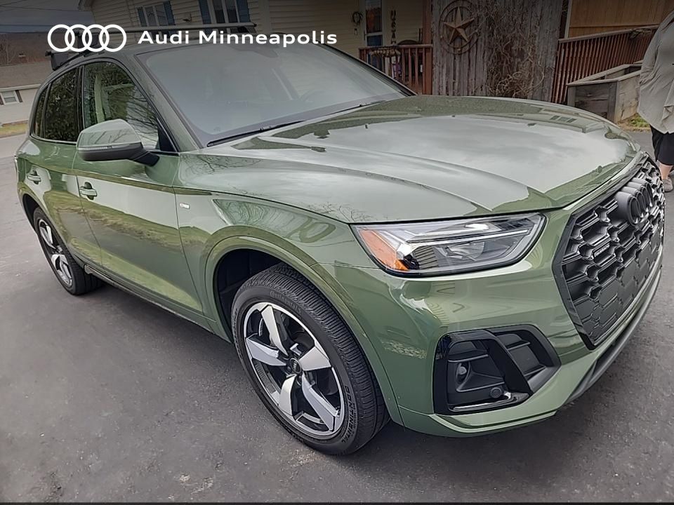 Thumbnail: 2023 Audi Q5 - 13