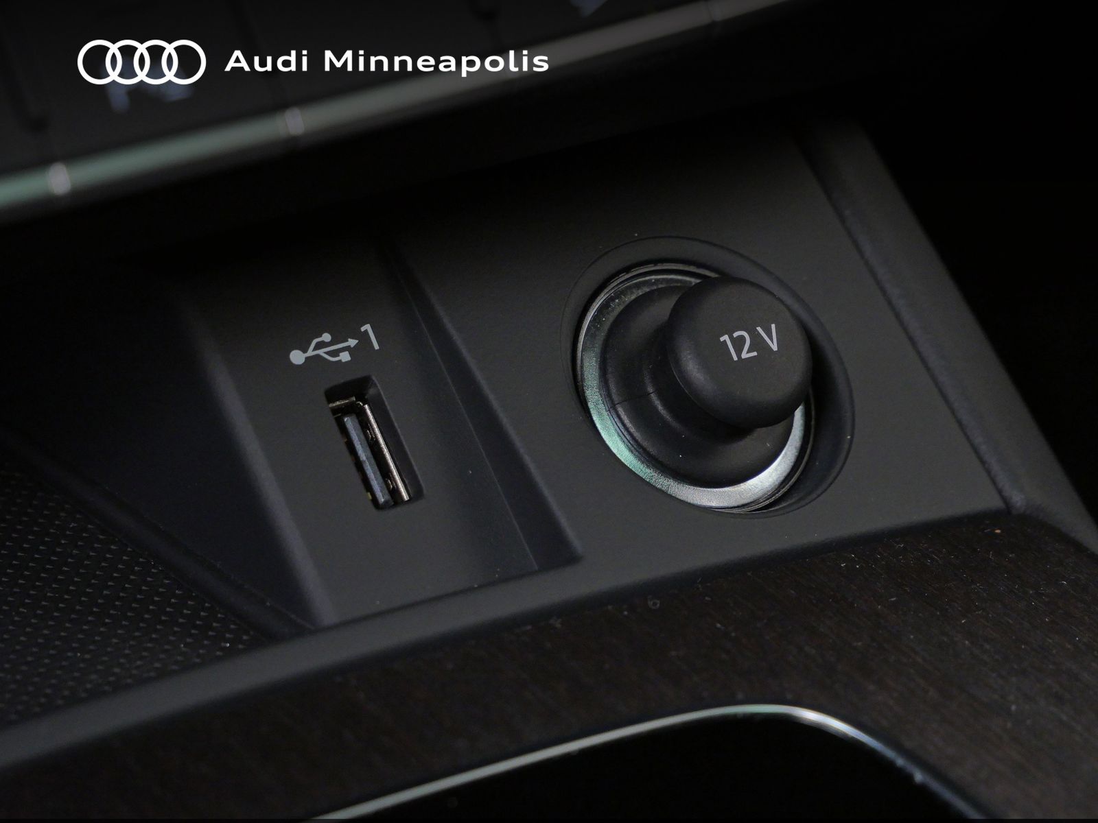 Thumbnail: 2025 Audi Q5 - 30