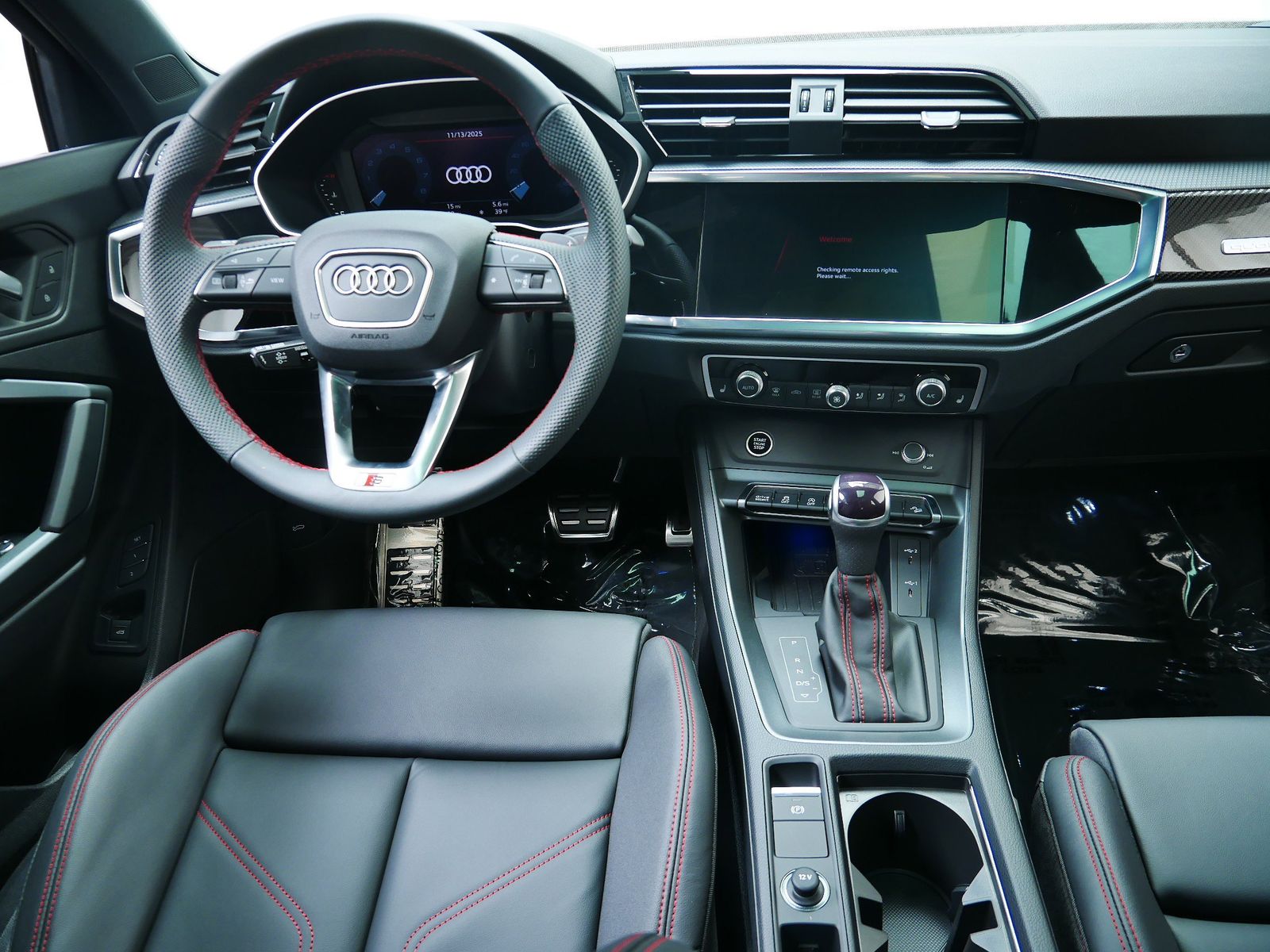 Thumbnail: 2025 Audi Q3 - 14