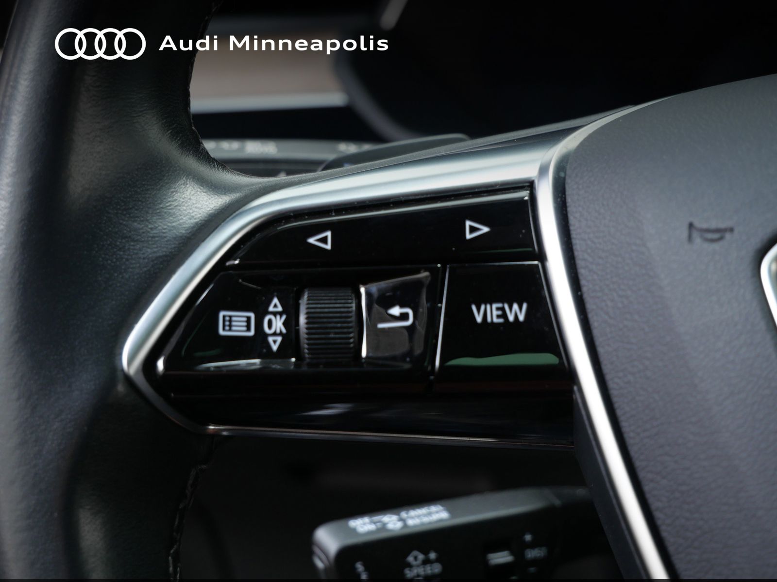 Thumbnail: 2024 Audi Q8 e-tron - 24