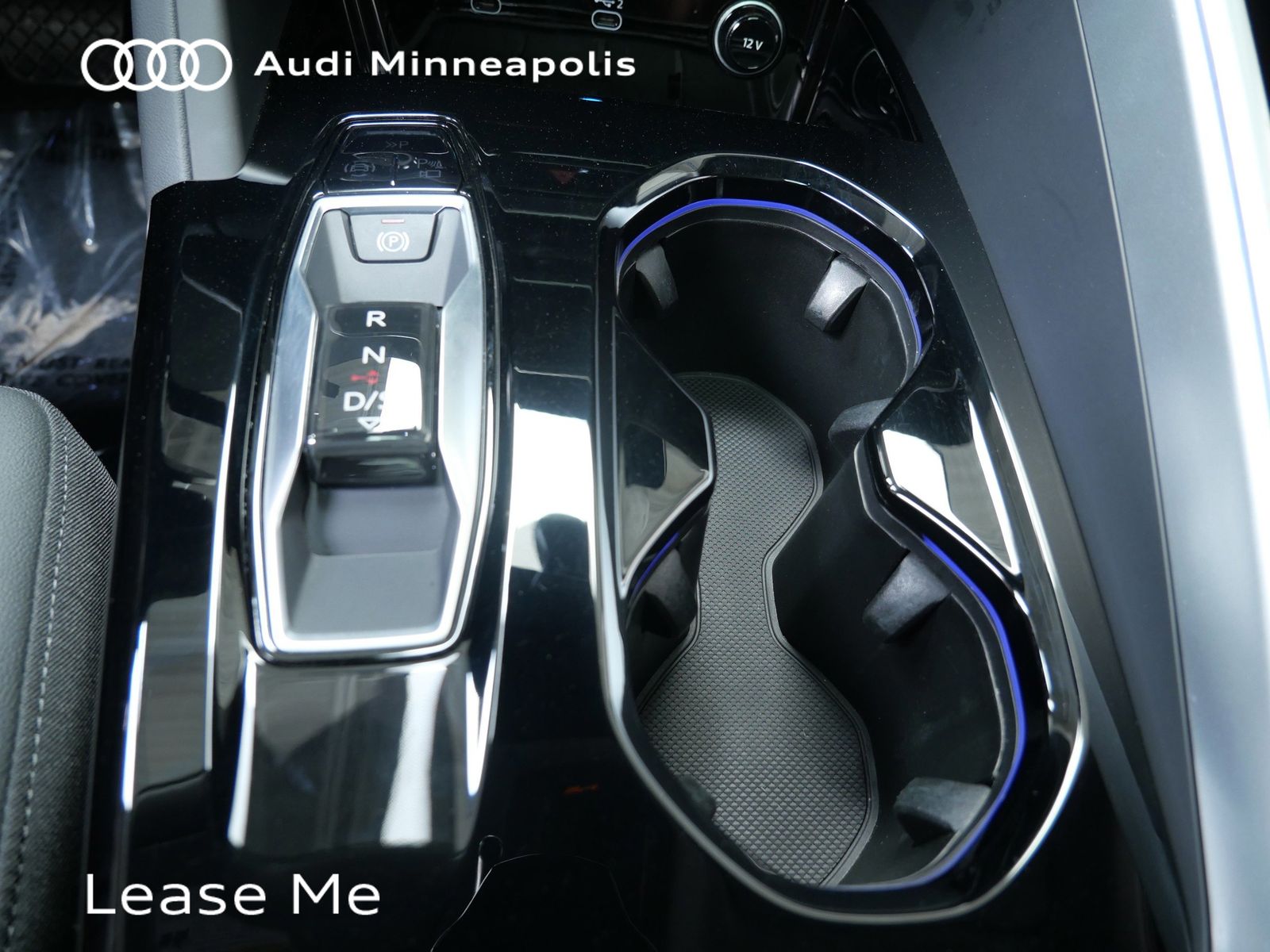 Thumbnail: 2025 Audi Q5 - 20