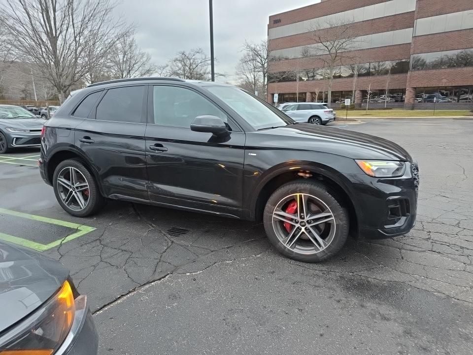 Thumbnail: 2025 Audi Q5 - 3