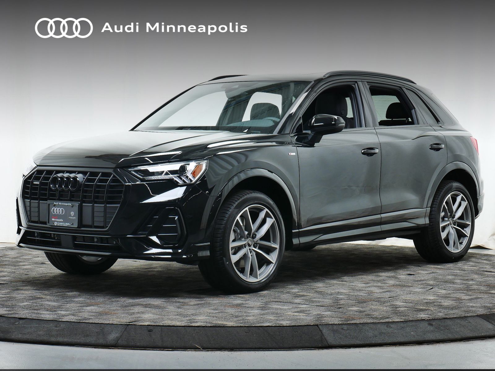Thumbnail: 2025 Audi Q3 - 1