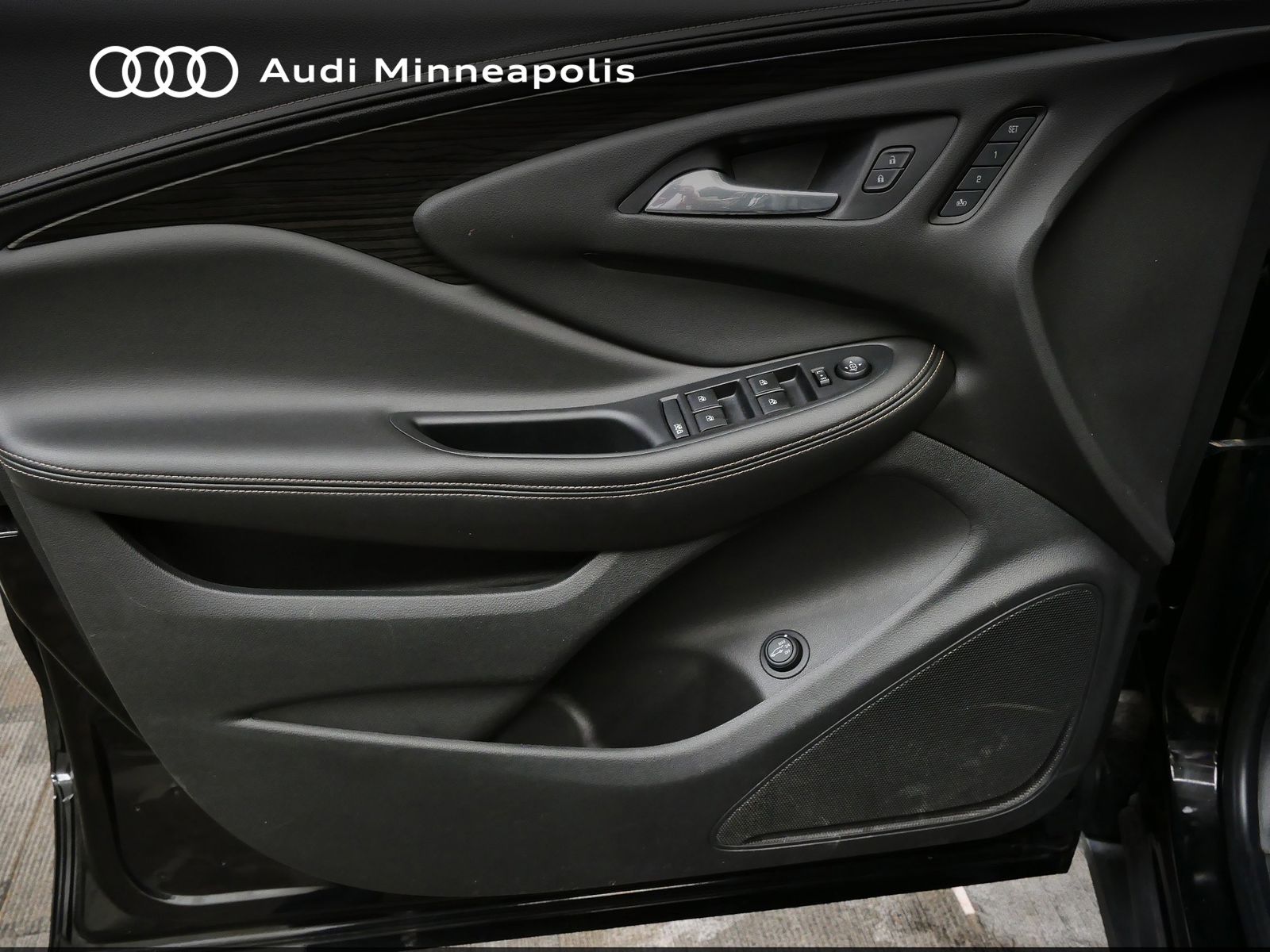 Thumbnail: 2017 Buick Envision - 11