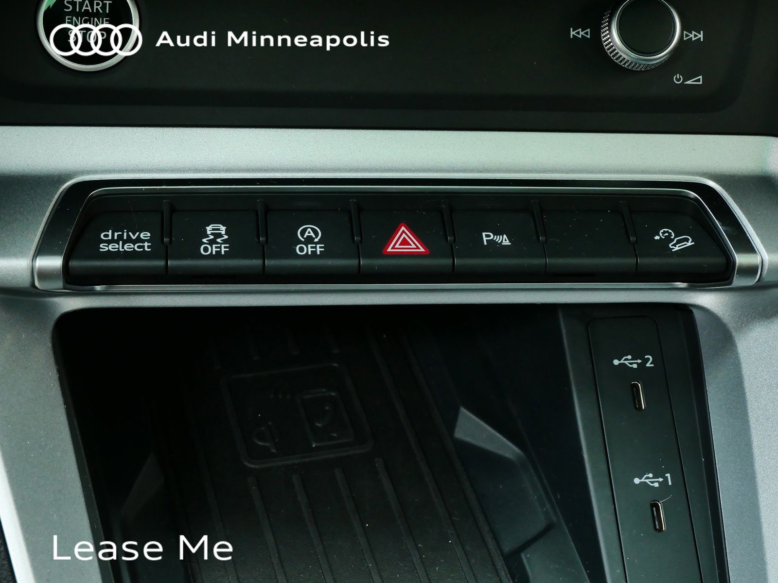 Thumbnail: 2025 Audi Q3 - 24