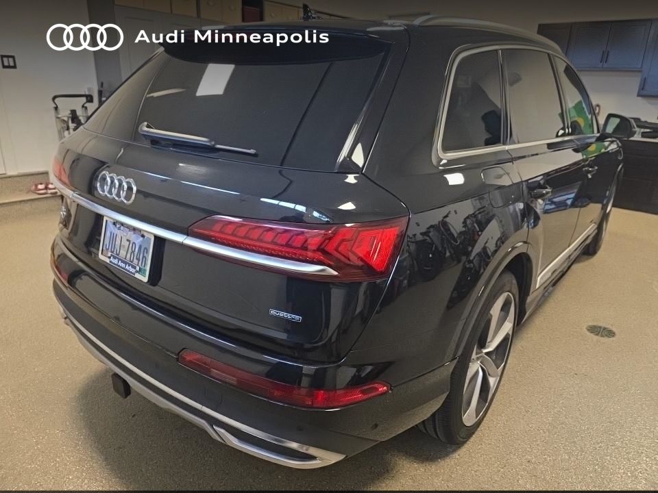 Thumbnail: 2023 Audi Q7 - 12