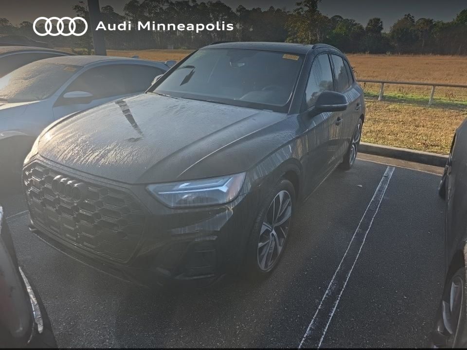 Thumbnail: 2023 Audi SQ5 - 3