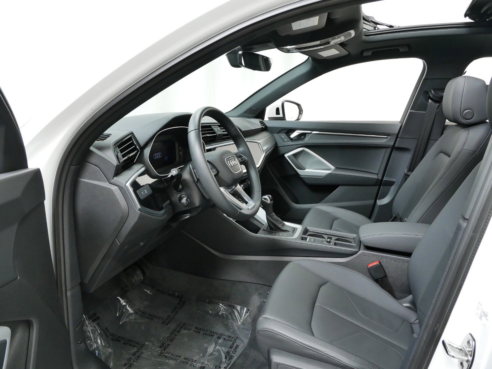 2023 Audi Q3 Premium S line photo 3