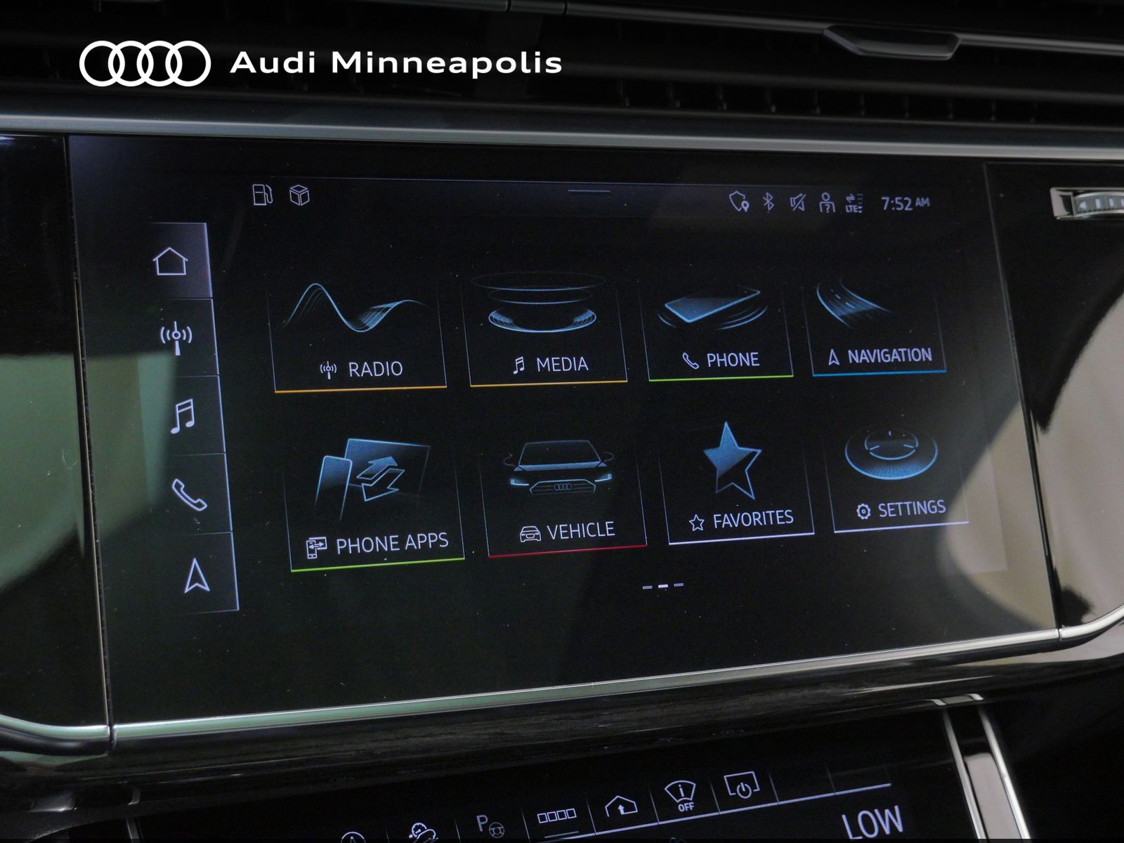 Thumbnail: 2023 Audi Q7 - 27