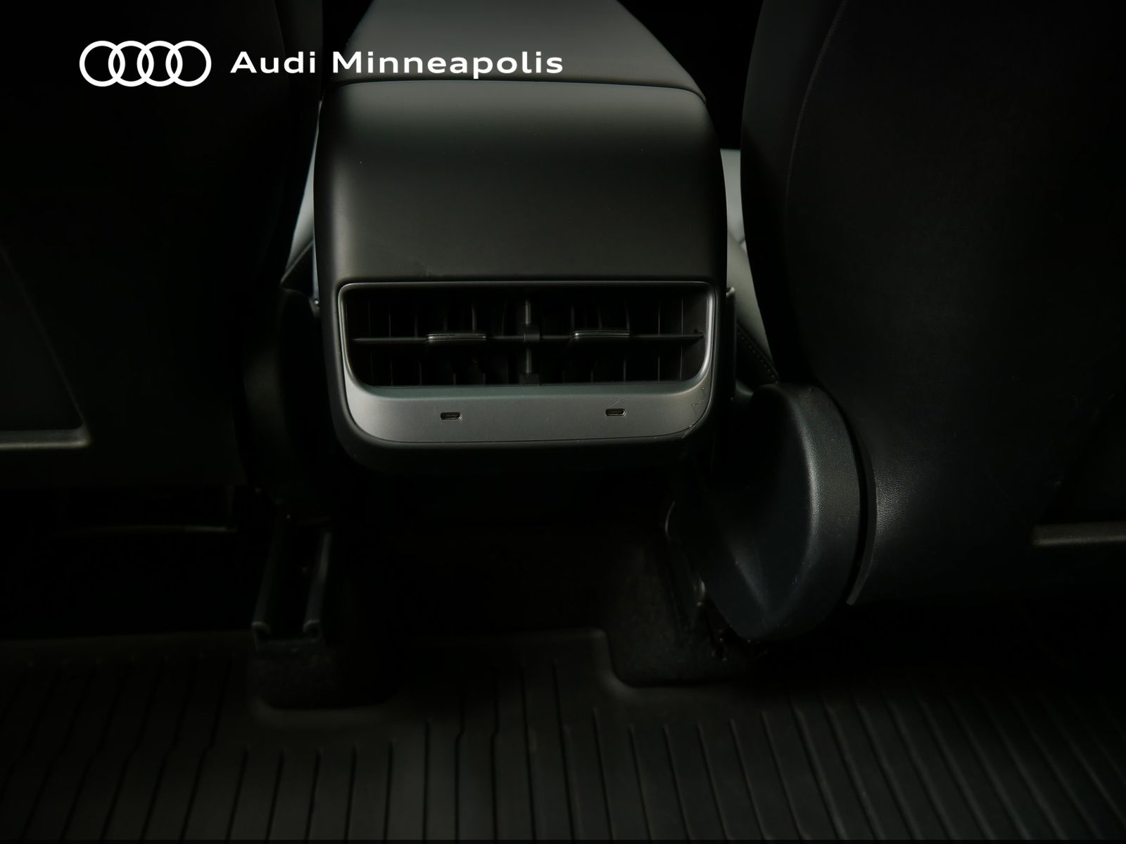 Thumbnail: 2022 Tesla Model Y - 17